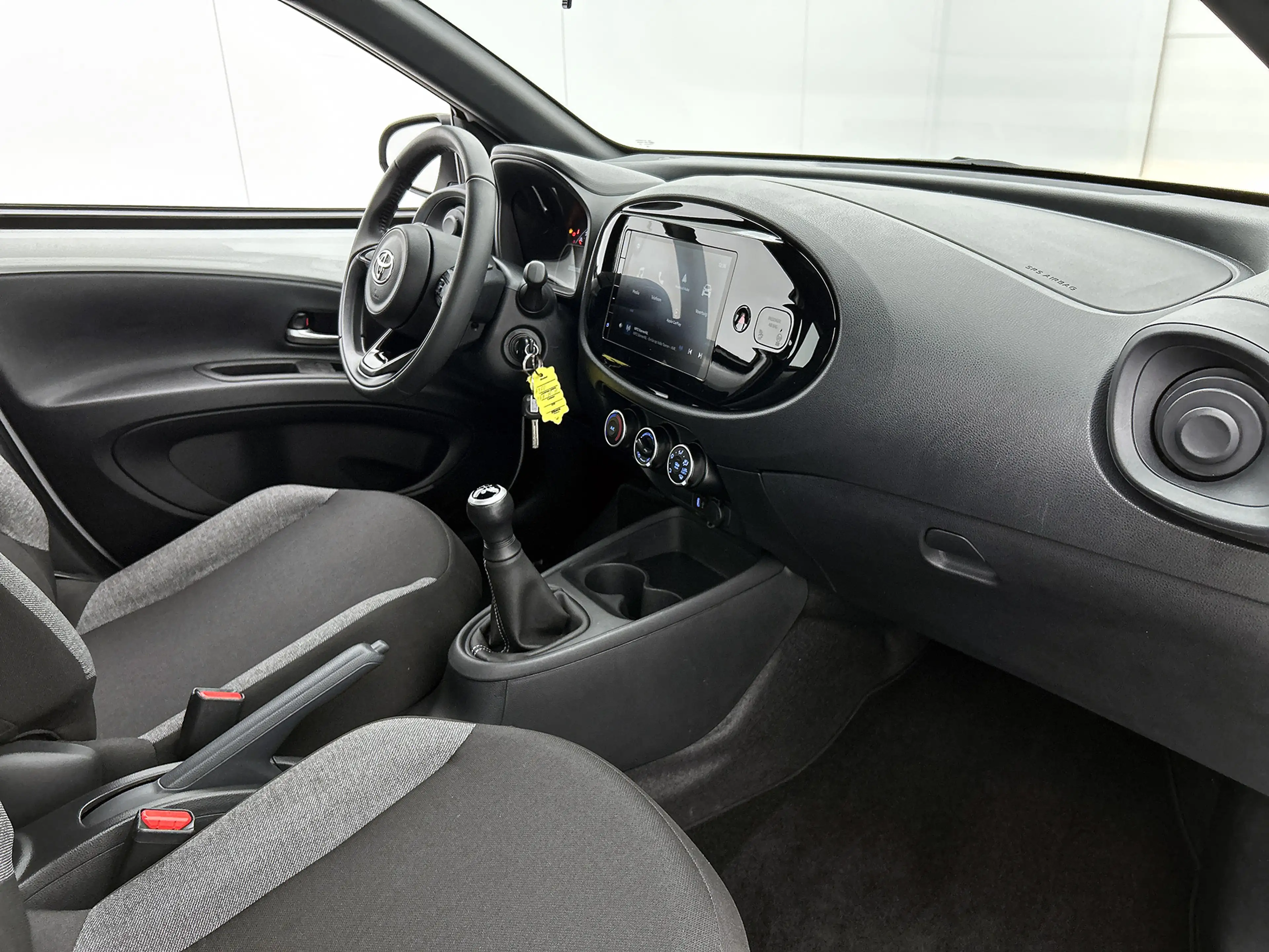 Toyota Aygo X 1.0 VVT-i MT Play | BTW voertuig | Apple CarPlay/A — photo 6