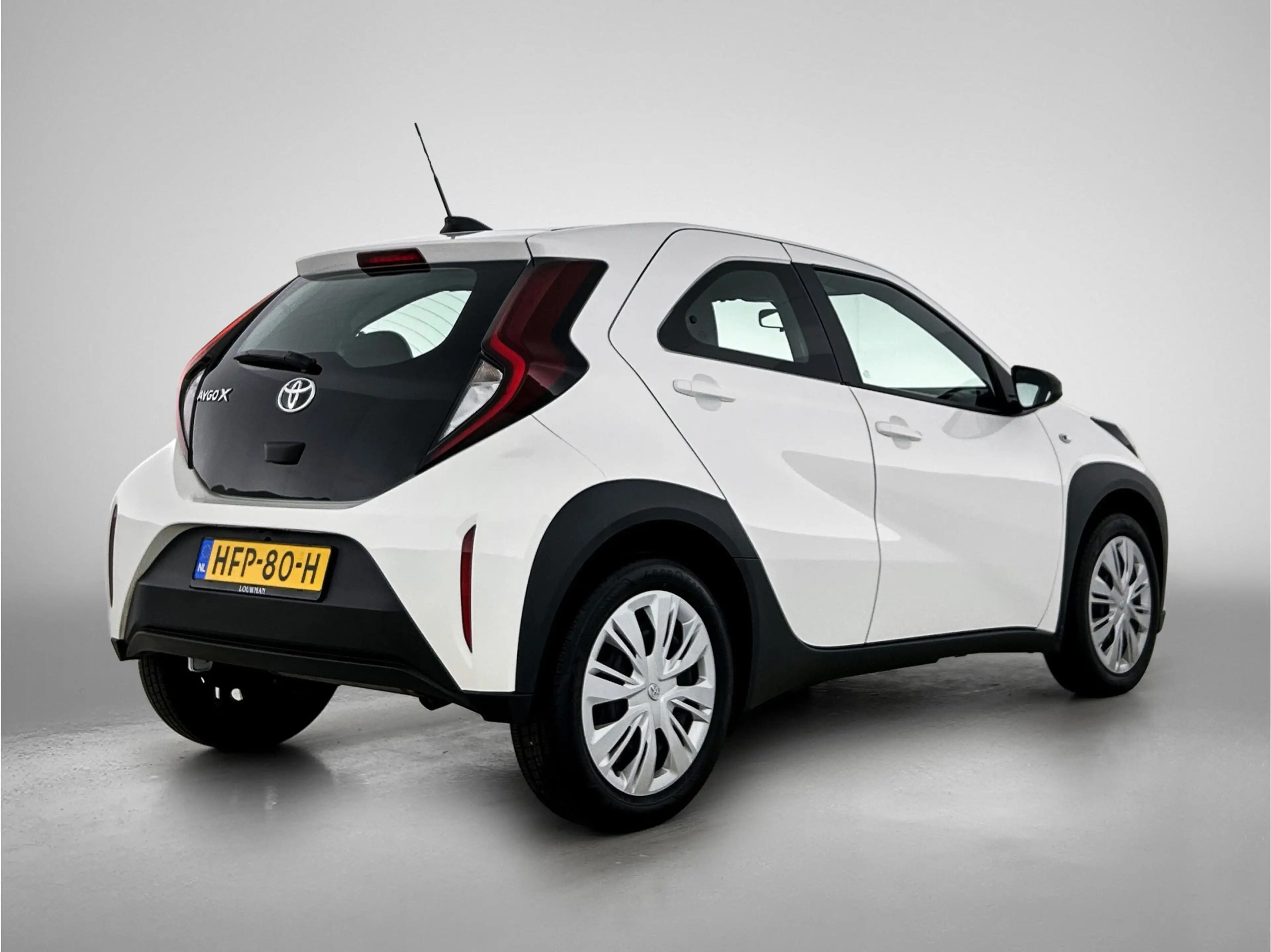 Toyota Aygo X 1.0 VVT-i MT Play | BTW voertuig | Apple CarPlay/A — photo 2