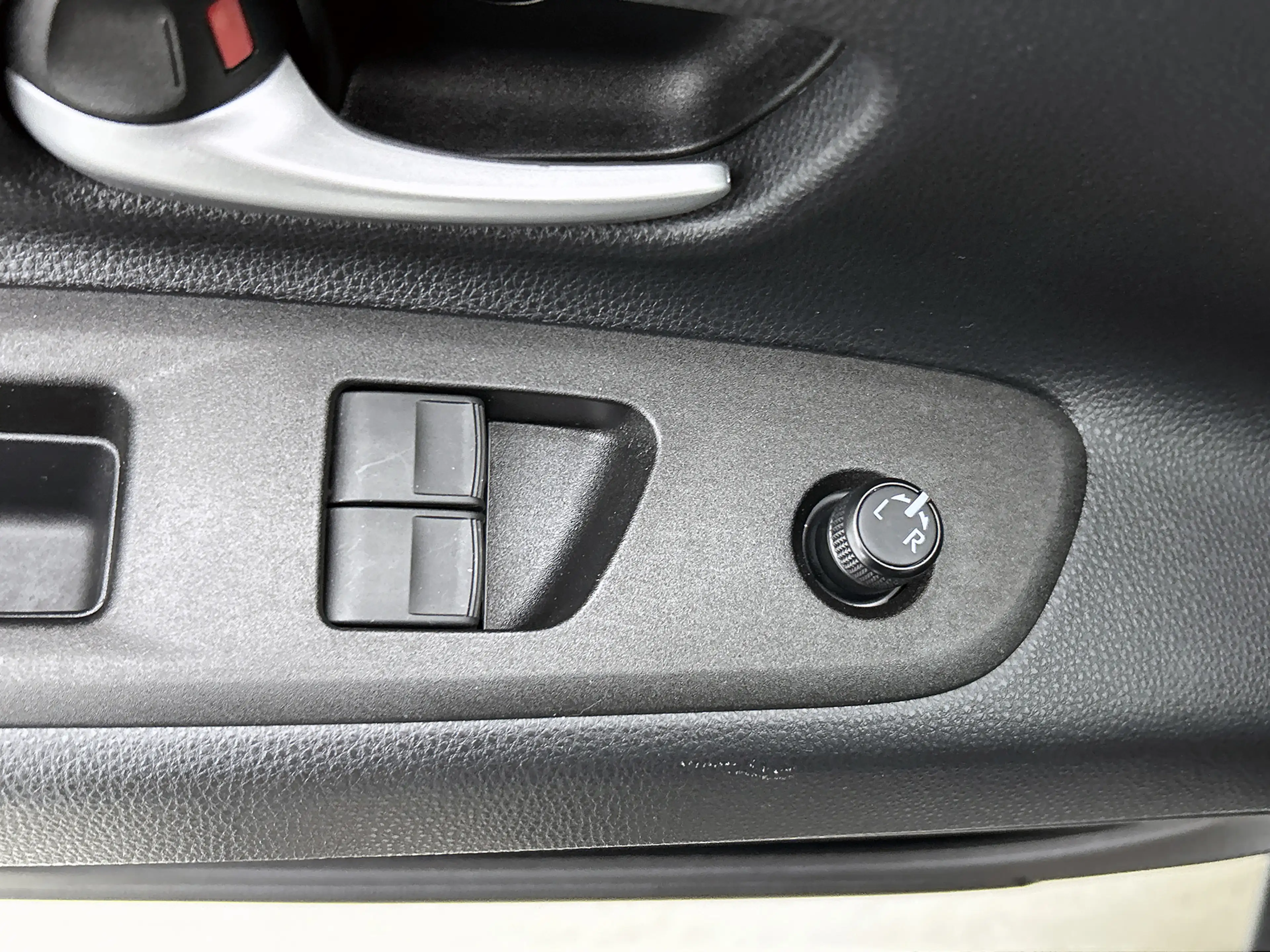 Toyota Aygo X 1.0 VVT-i MT Play | BTW voertuig | Apple CarPlay/A — photo 19