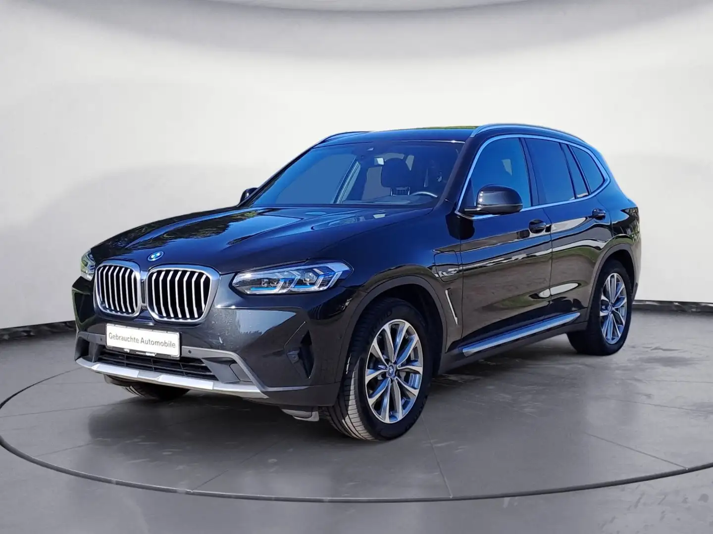 BMW X3 xDrive30e AT Innovationsp. Aut. Klimaaut. AHK Schwarz - 2
