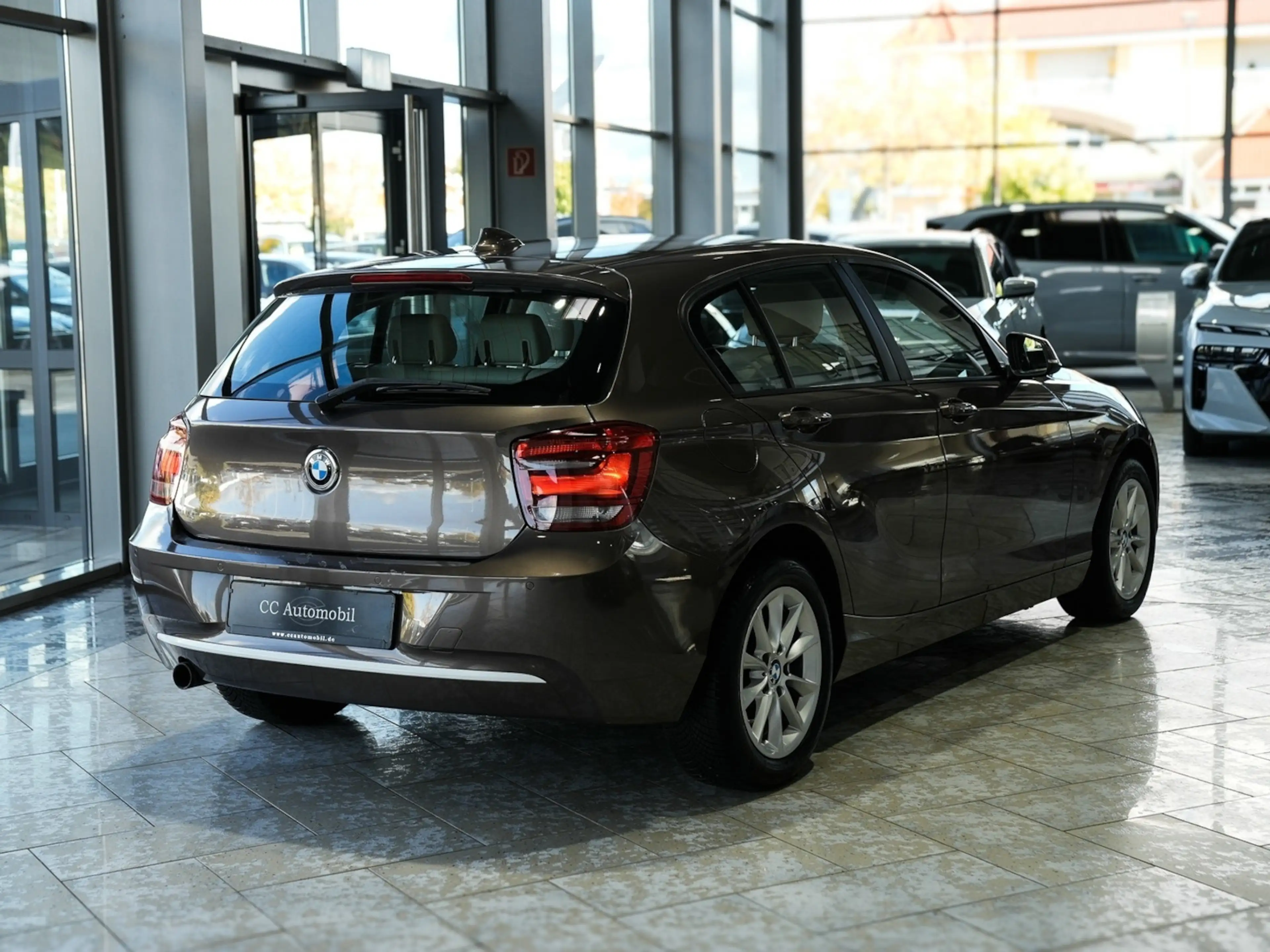 BMW 116 116i Leder NAVI — photo 9