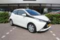 Toyota Aygo 1.0 VVT-i x-play | Rijklaar | Airco | Camera | Mis Wit - thumbnail 11