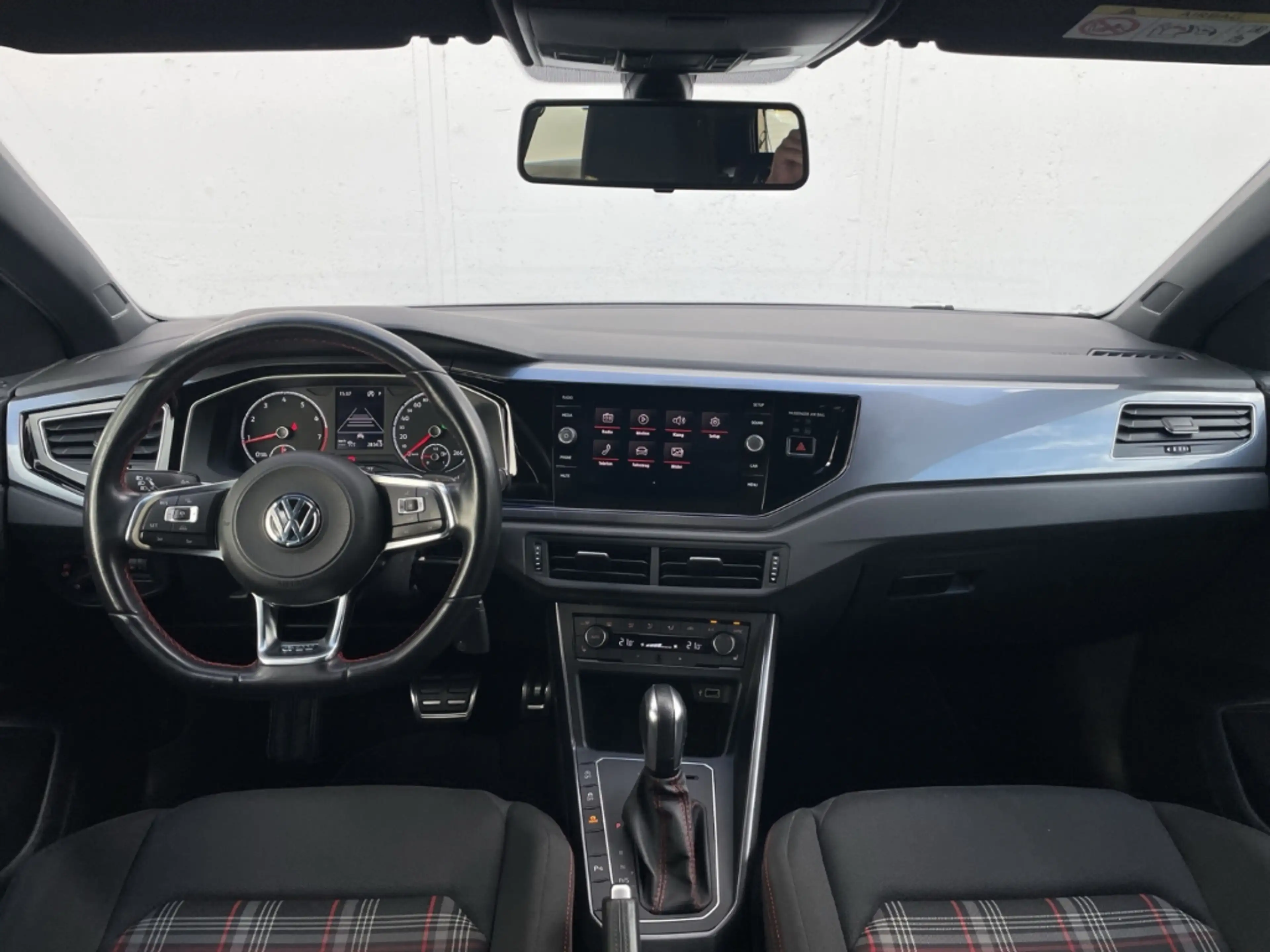 Volkswagen Polo GTI 2.0 TSI DSG ACC/PDC/Sitzhzg/Fahrprofilauswahl/Clim — photo 11