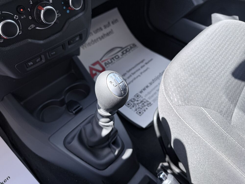 Dacia Dokker Comfort TCe 130 PF **Freisprech/Tempomat** — photo 15