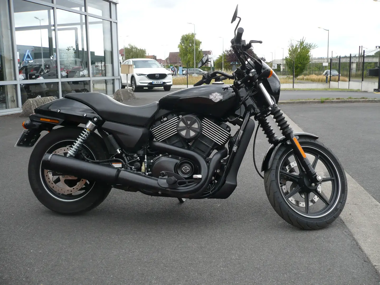 Harley-Davidson Street 750 Noir - 1