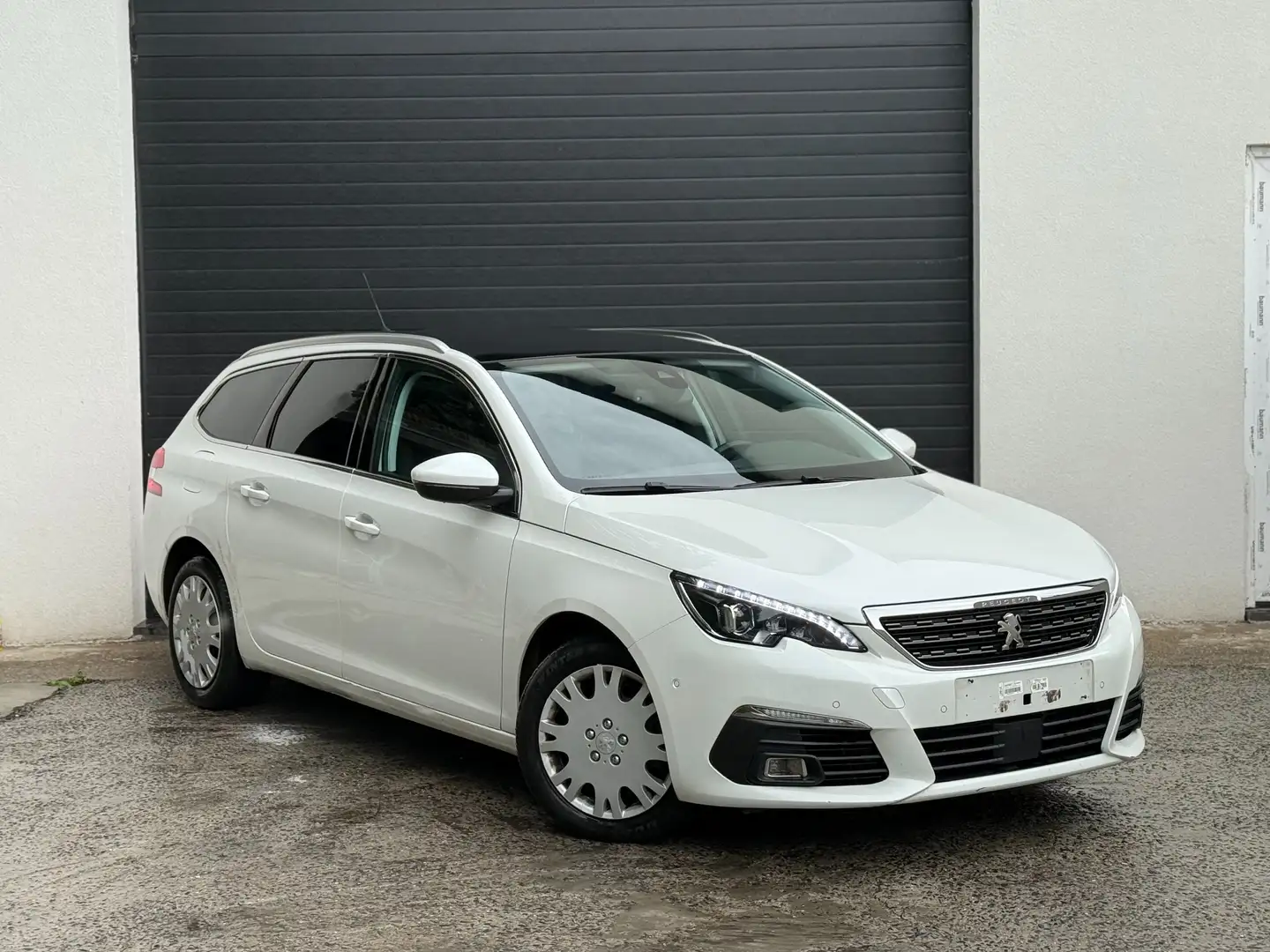 Peugeot 308 308 SW 1.5 BlueHDi Tech Edition (EU6.2) Blanc - 2
