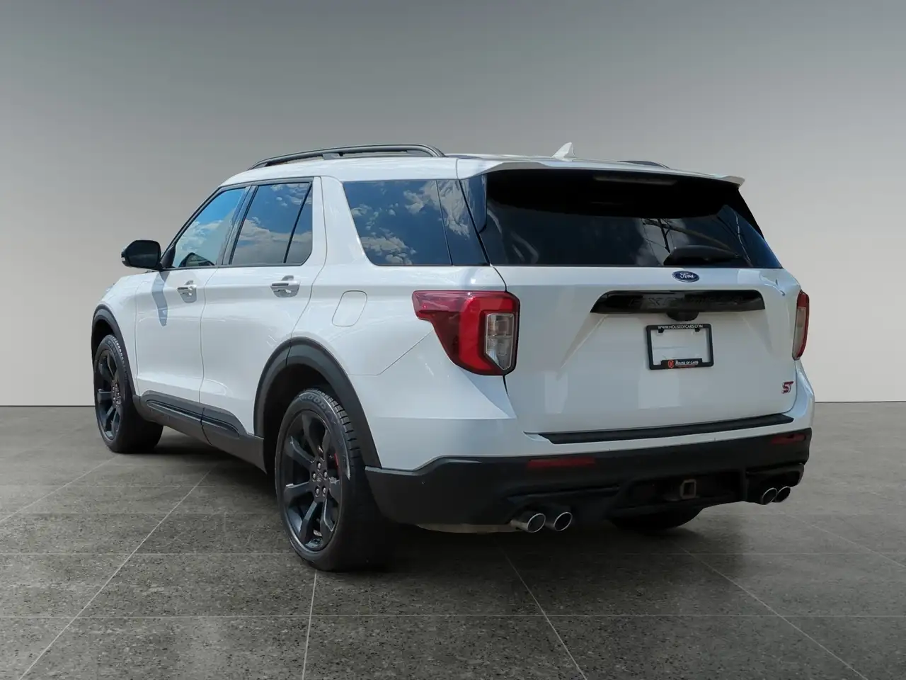 Ford Explorer снимка Ford Explorer