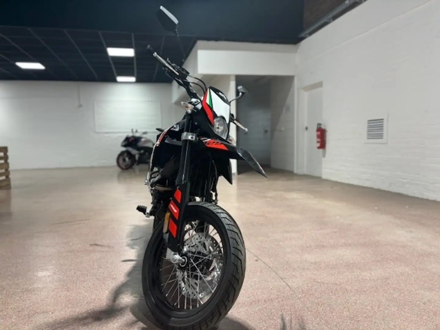 Aprilia SX 125 ABS Rood - 1