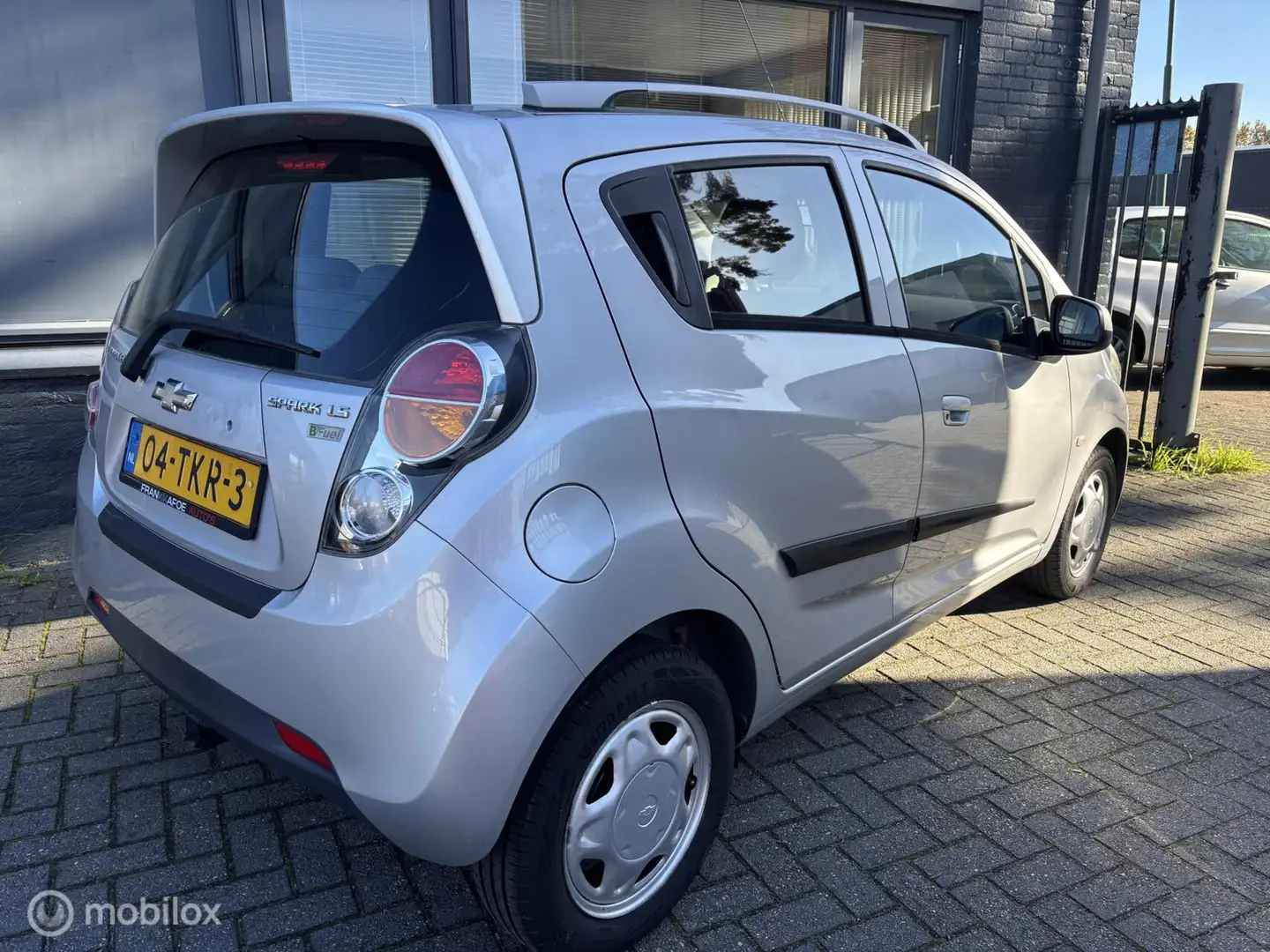 Chevrolet Spark 1.0i 16V LT+ Bi-Fuel Airco Elek.ramen Mistlampen v Grau - 2