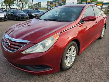 4dr Sdn 2.4L Auto GLS