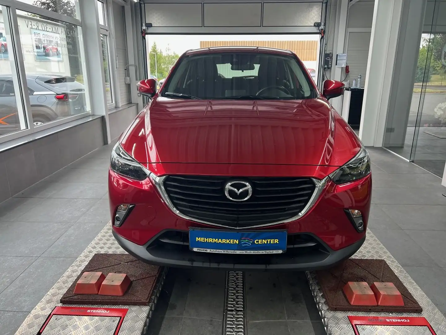 Mazda CX-3 SKYACTIV-G 120 FWD 88 kW (120 PS) EXCLUSIVE-LINE Rot - 2