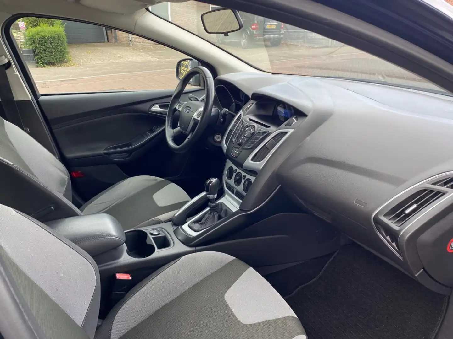 Ford Focus 1.6 TI-VCT TREND SPORT 125PK / AIRCO / CRUISE CTR. Bleu - 2