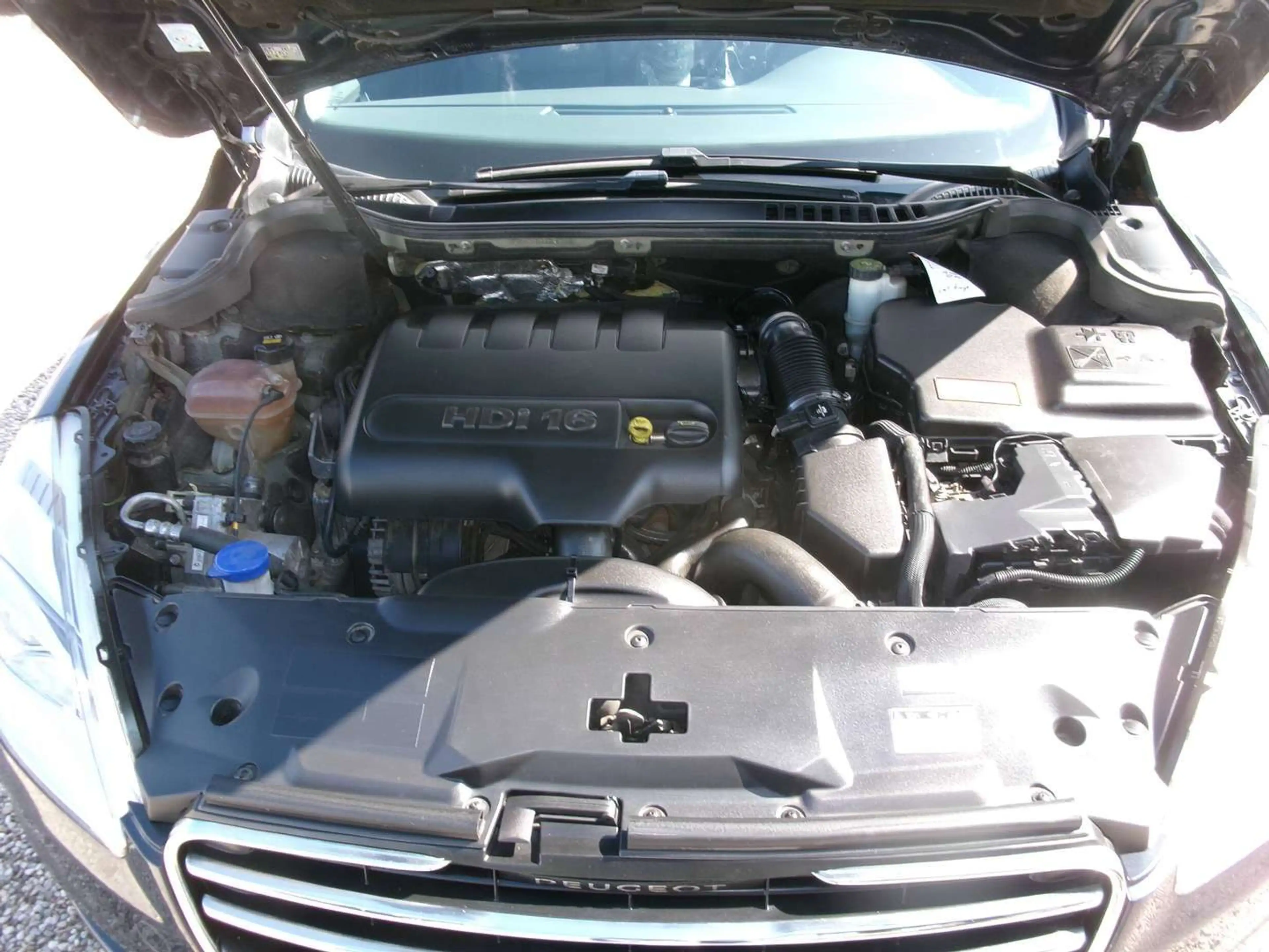 Peugeot 508 2,0 HDI Allure — photo 15