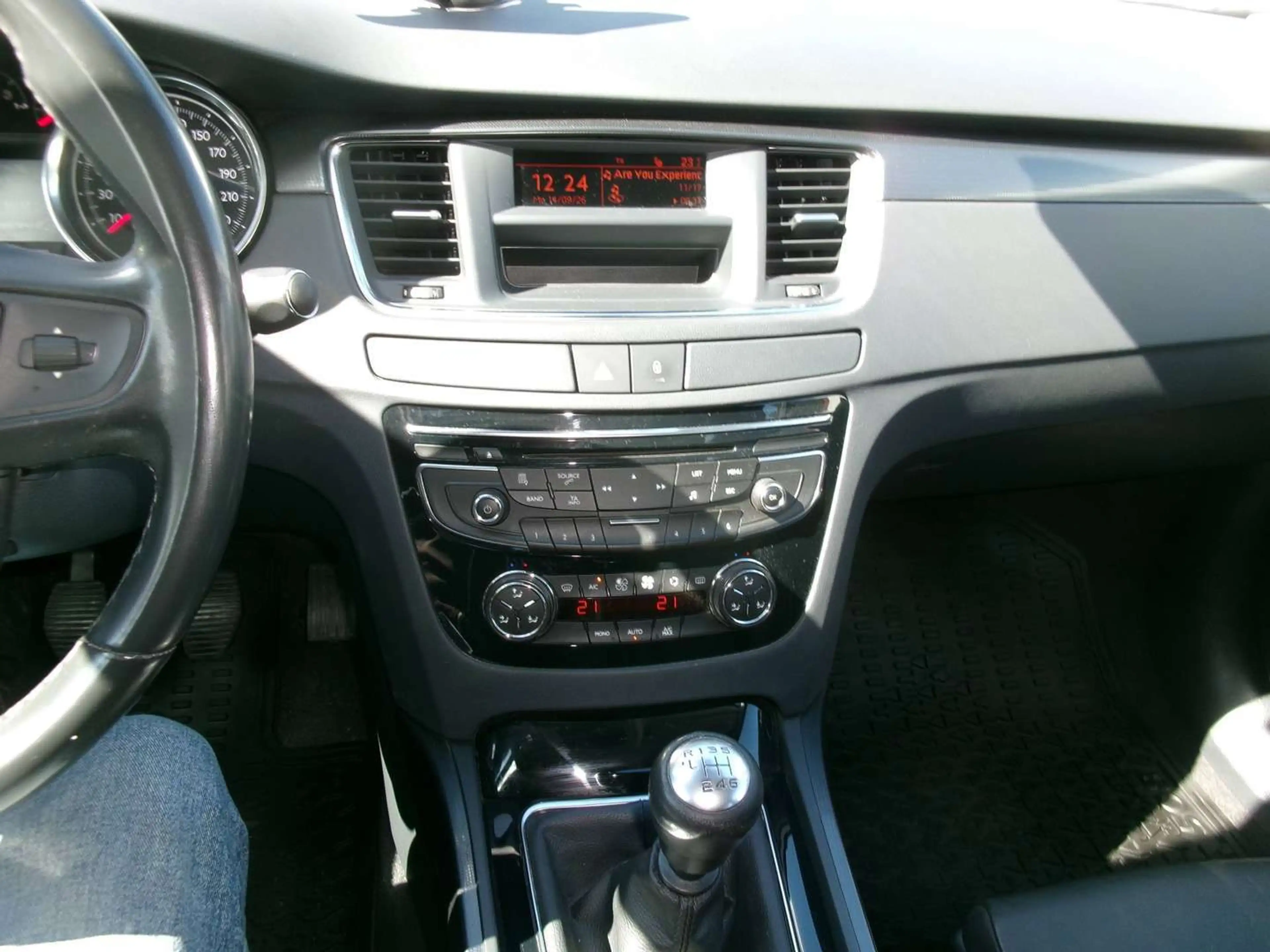 Peugeot 508 2,0 HDI Allure — photo 13