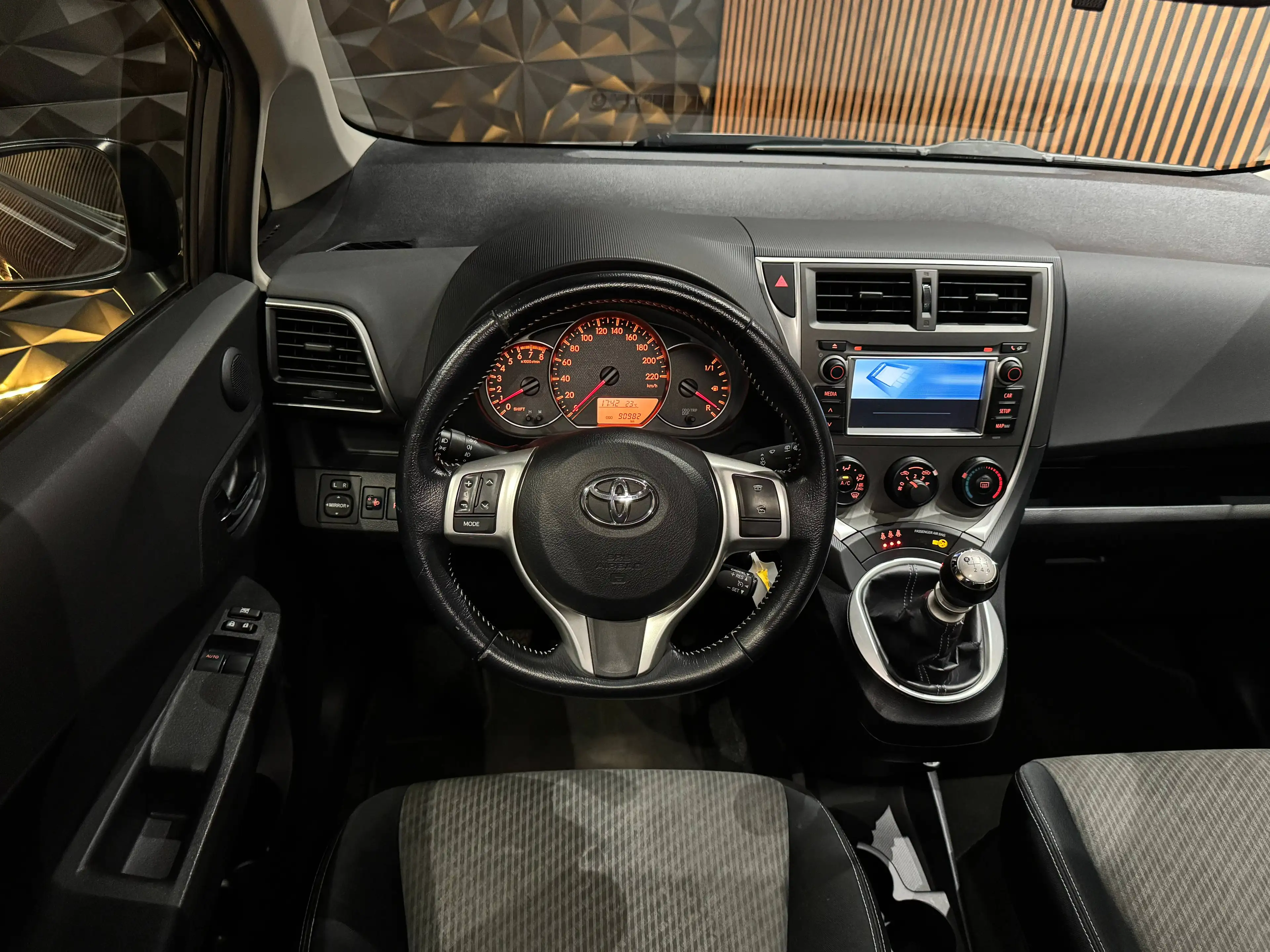 Toyota Verso-S ✅1.33 VVT-i Skyview 12 MAANDEN GARANTIE Airco Camera Cruise Control Navi 1.Eigenaar Parkeersensoren — photo 7