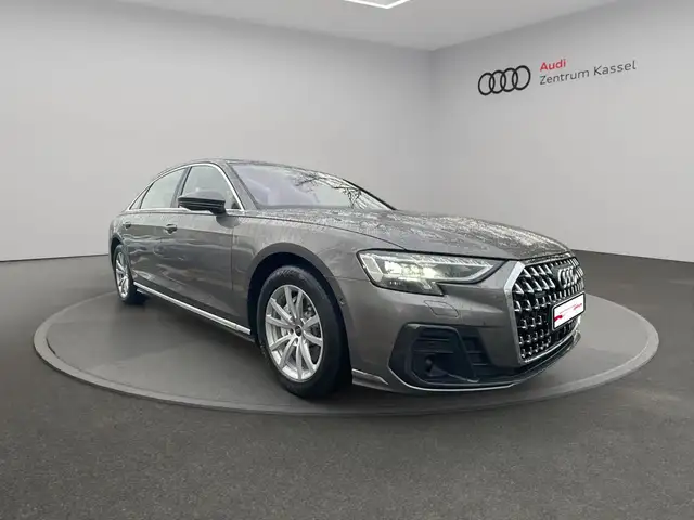 Audi A8 view 8