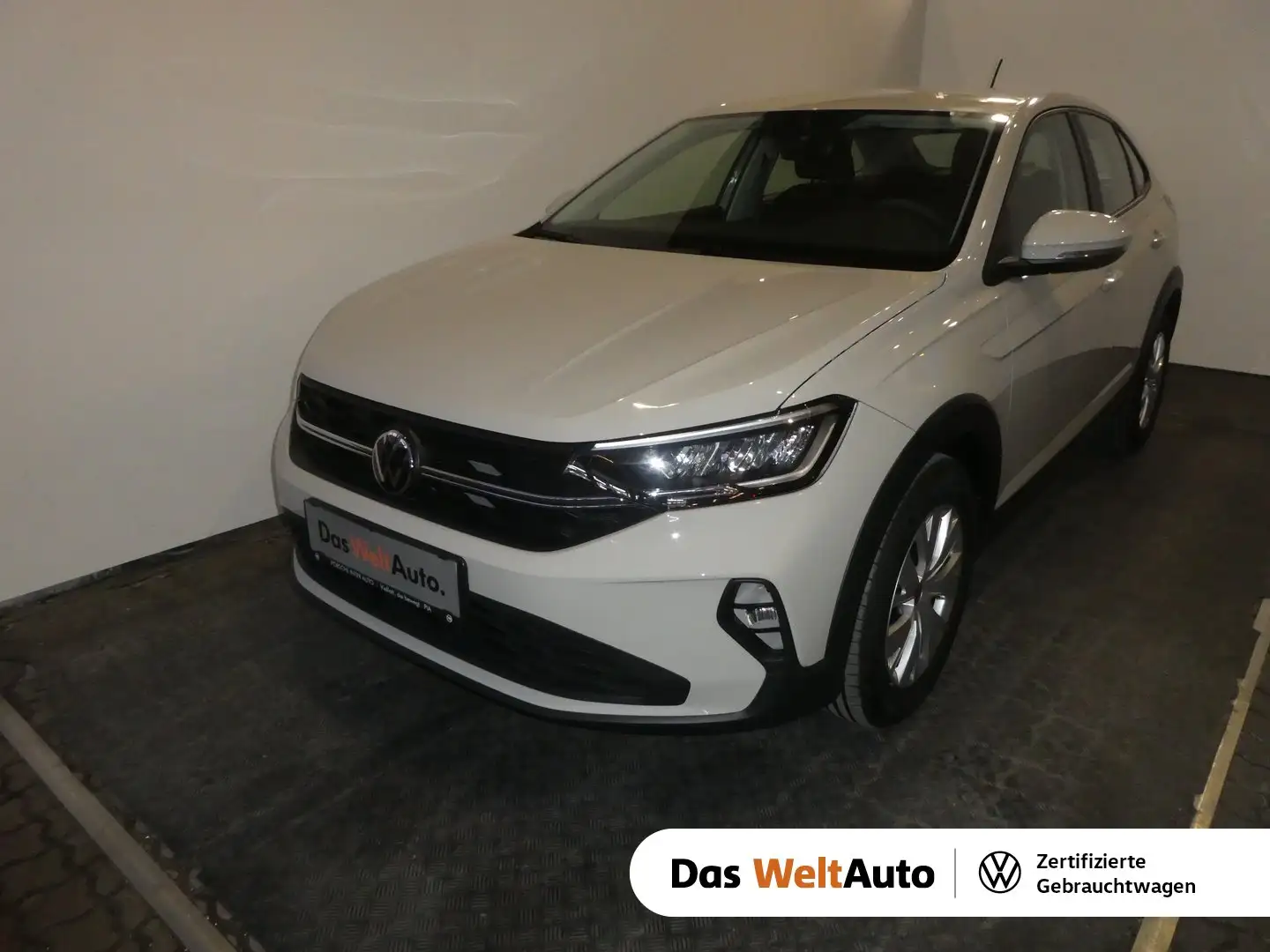 Volkswagen Taigo 4Me TSI Grau - 1