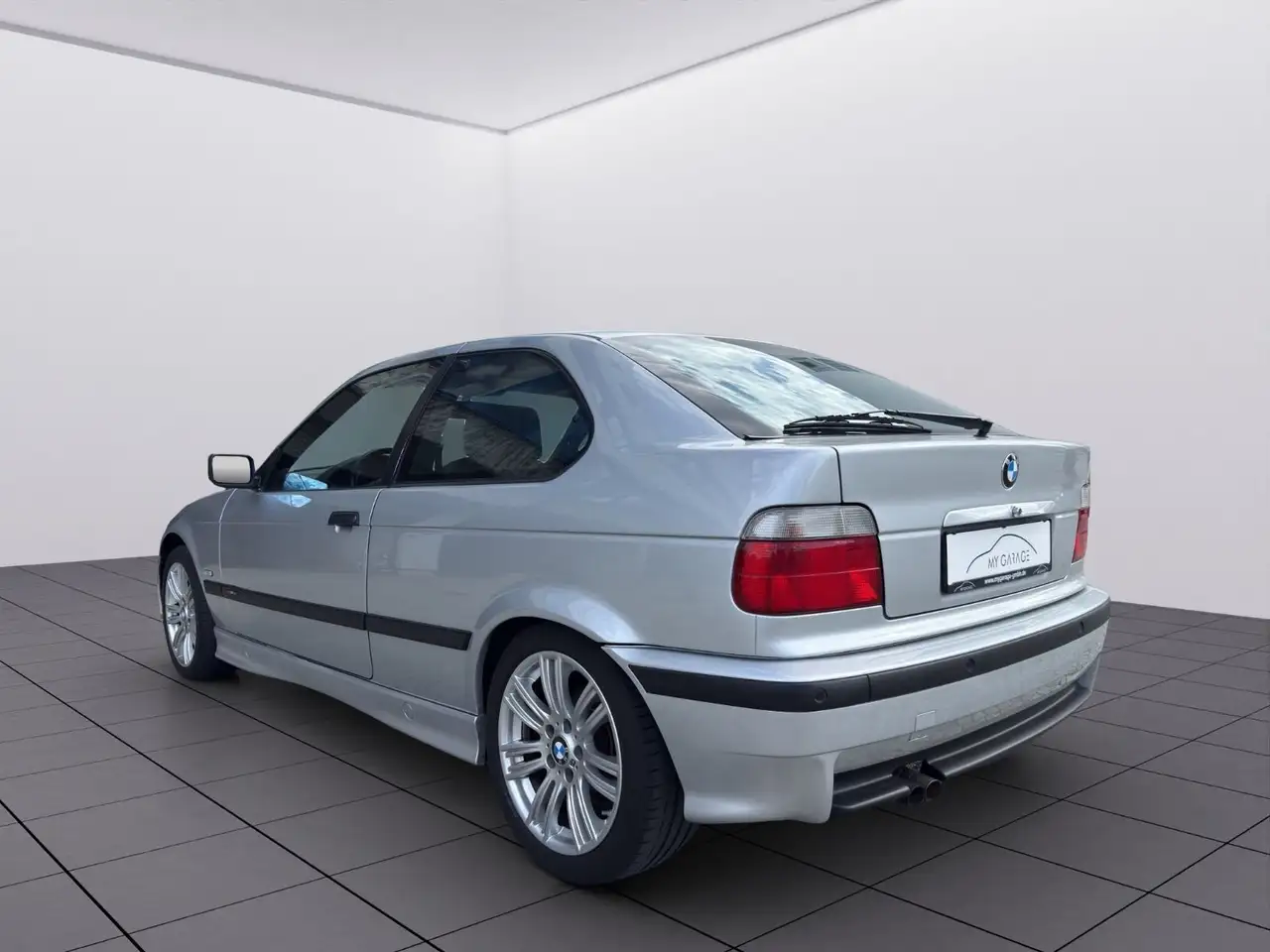 BMW 323 ti Compact Youngtimer LEDER+SHZ+PDC+EXCLUSIVE, foto 2