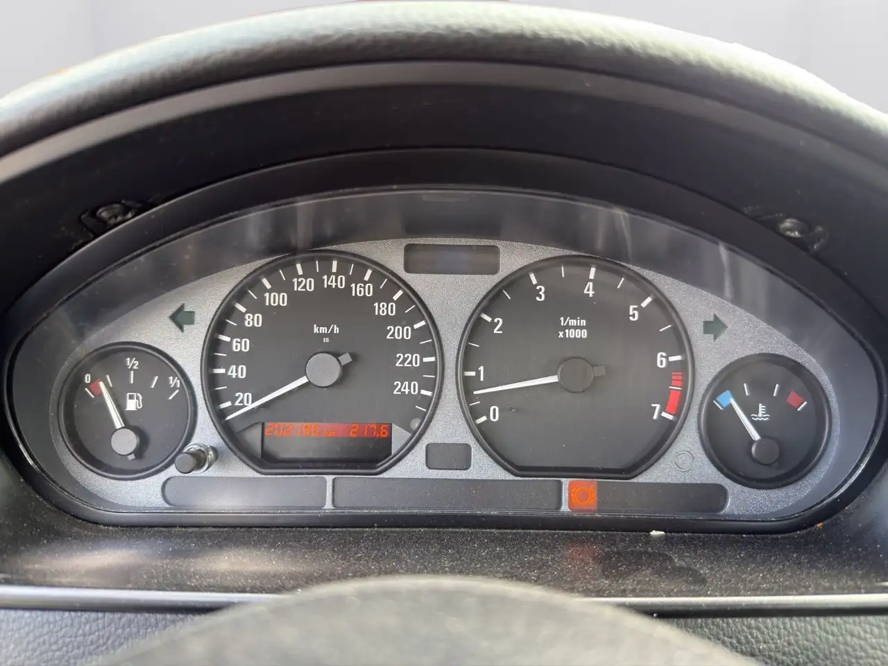 BMW 323 ti Compact Youngtimer LEDER+SHZ+PDC+EXCLUSIVE, foto 12