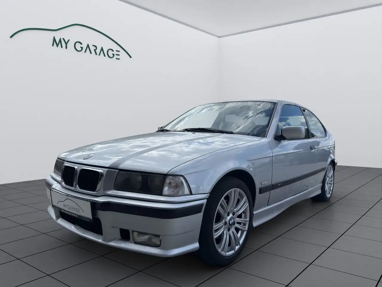 BMW 323 ti Compact Youngtimer LEDER+SHZ+PDC+EXCLUSIVE, foto 1