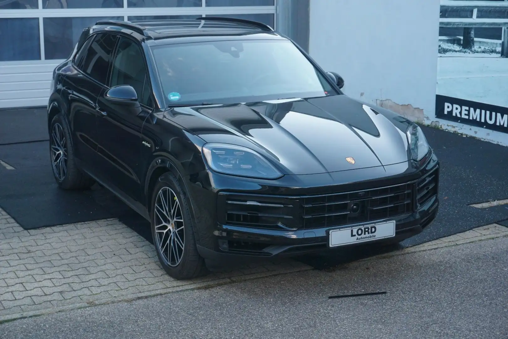 Porsche Cayenne E-Hybrid*Luft*Sitzbelüftung*BOSE*Head Up Schwarz - 2
