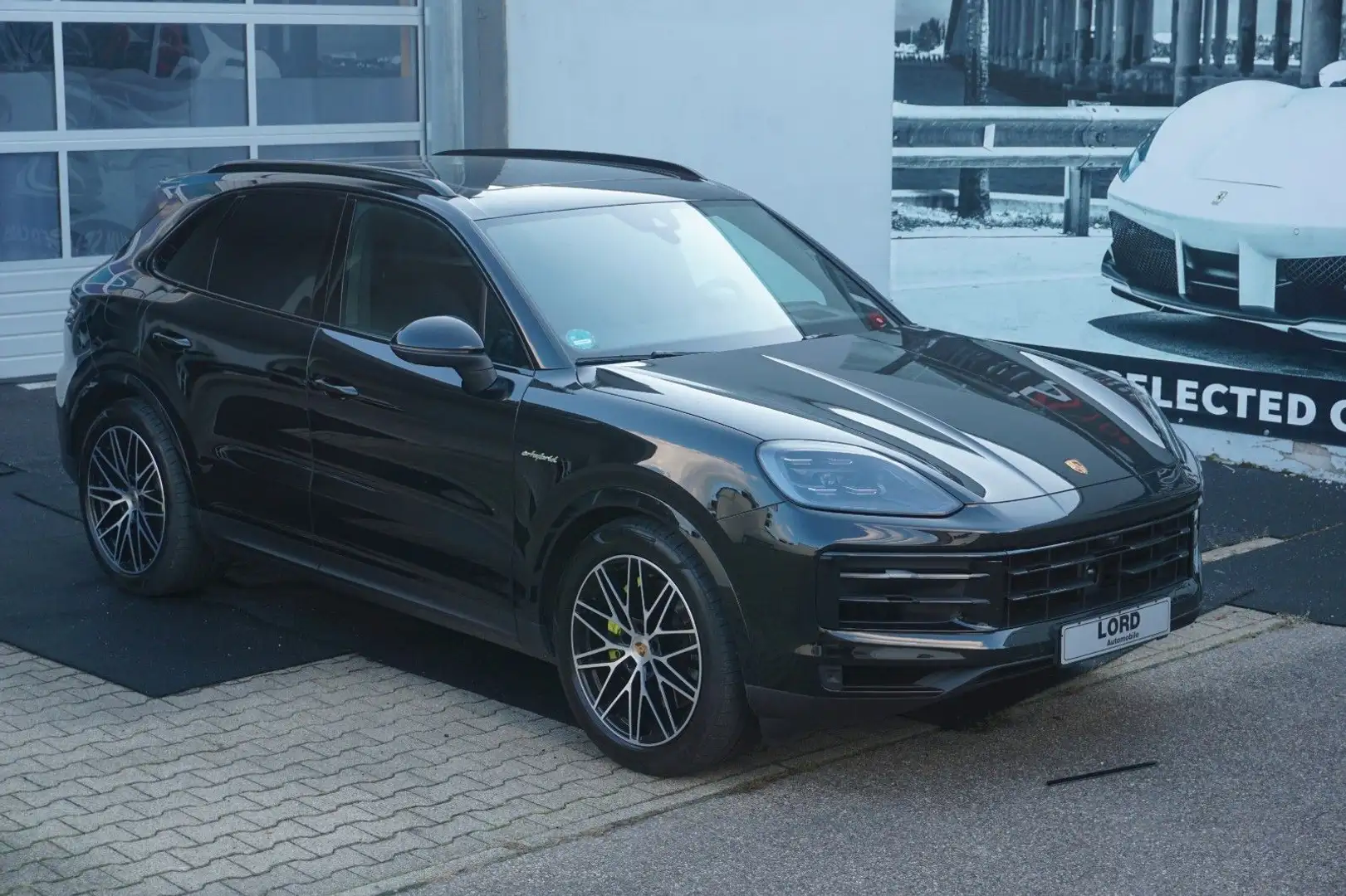 Porsche Cayenne E-Hybrid*Luft*Sitzbelüftung*BOSE*Head Up Schwarz - 1