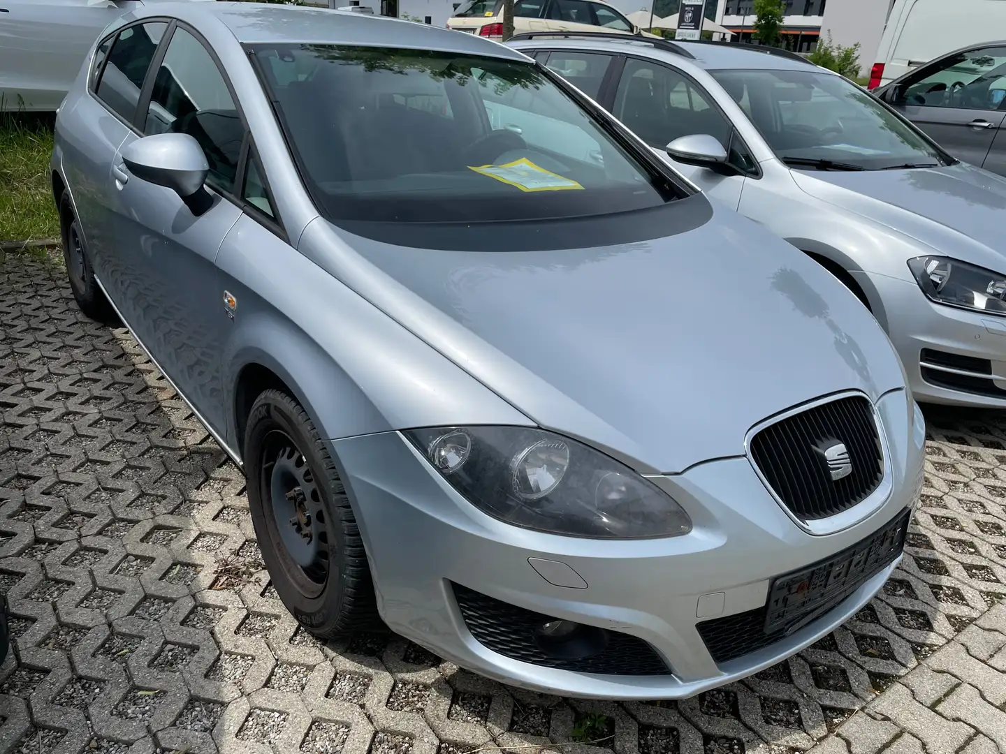 SEAT Leon 1.2 TSI Ecomotive Reference Silber - 2