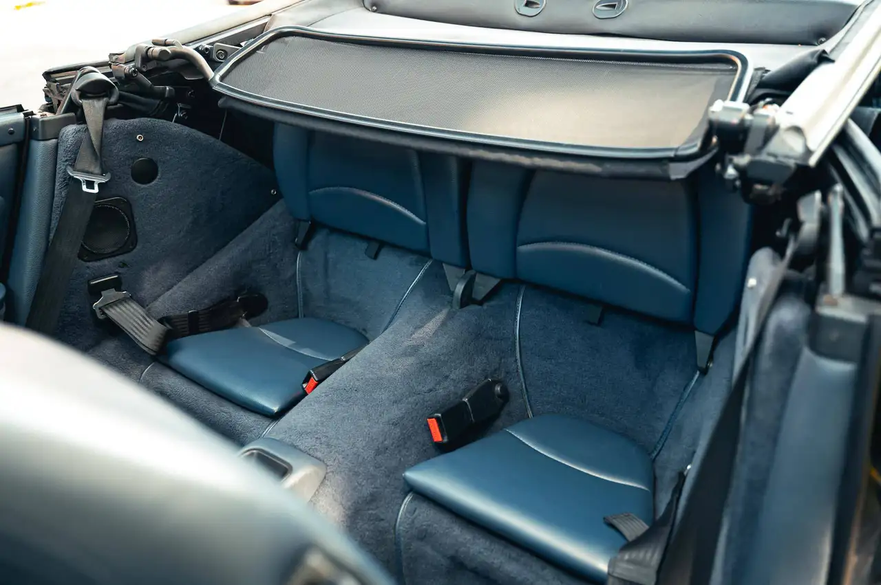 Porsche 993 911 CARRERA CABRIOLET / MANUAL / AIRCO / HEATED SEATS, foto 6