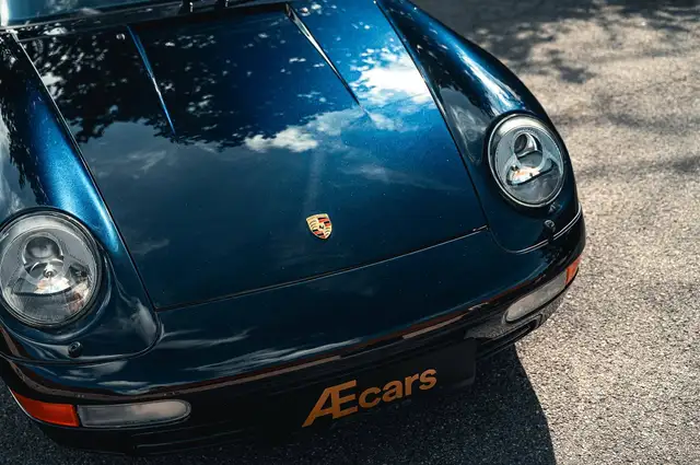 Porsche 911 view 20