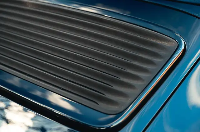 Porsche 911 view 24