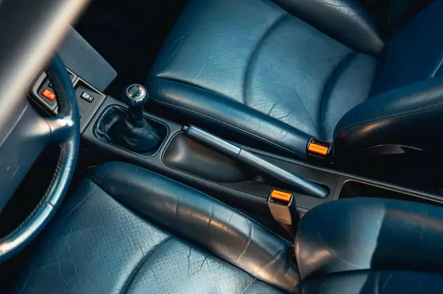 Porsche 911 view 5