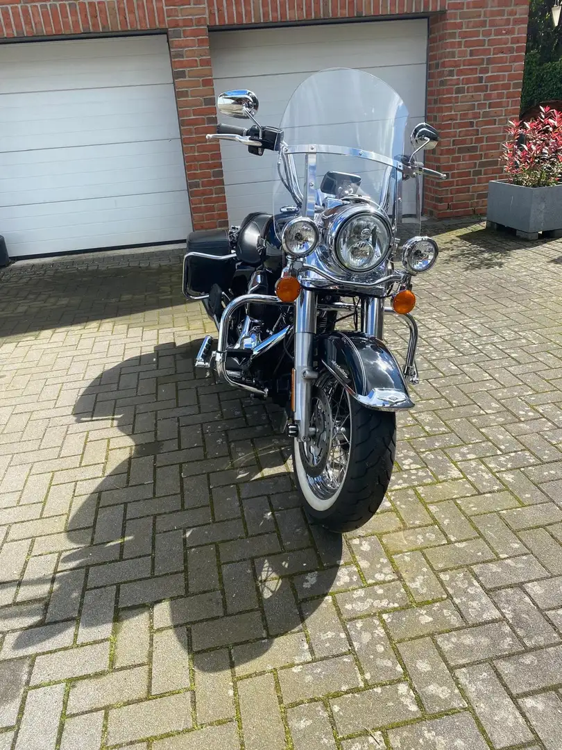 Harley-Davidson Road King Road King Classic FLHRC Noir - 1