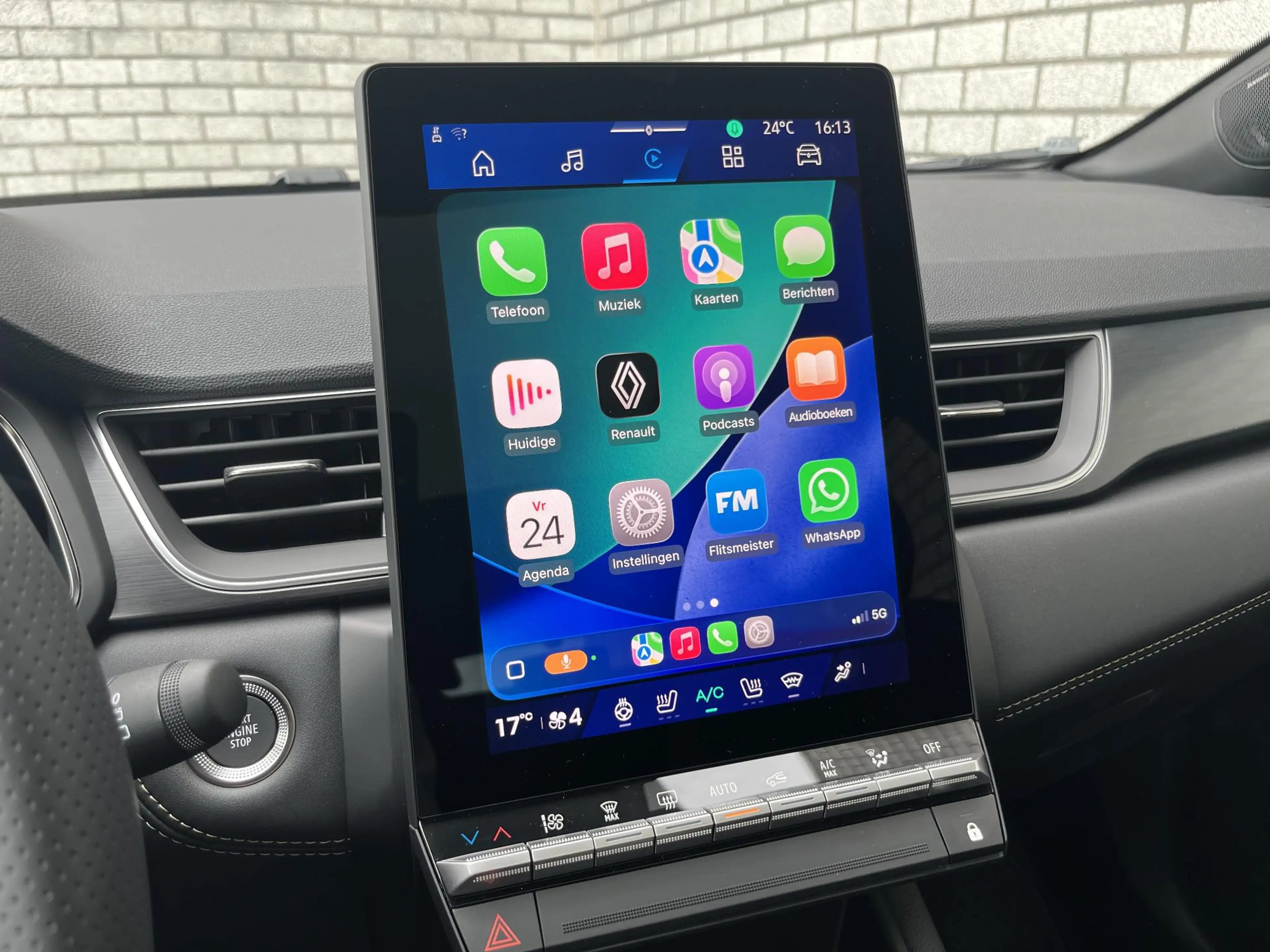 Renault Symbioz 1.8 E-Tech Full Hybrid 160 Iconic | Demo | Panoram — photo 30