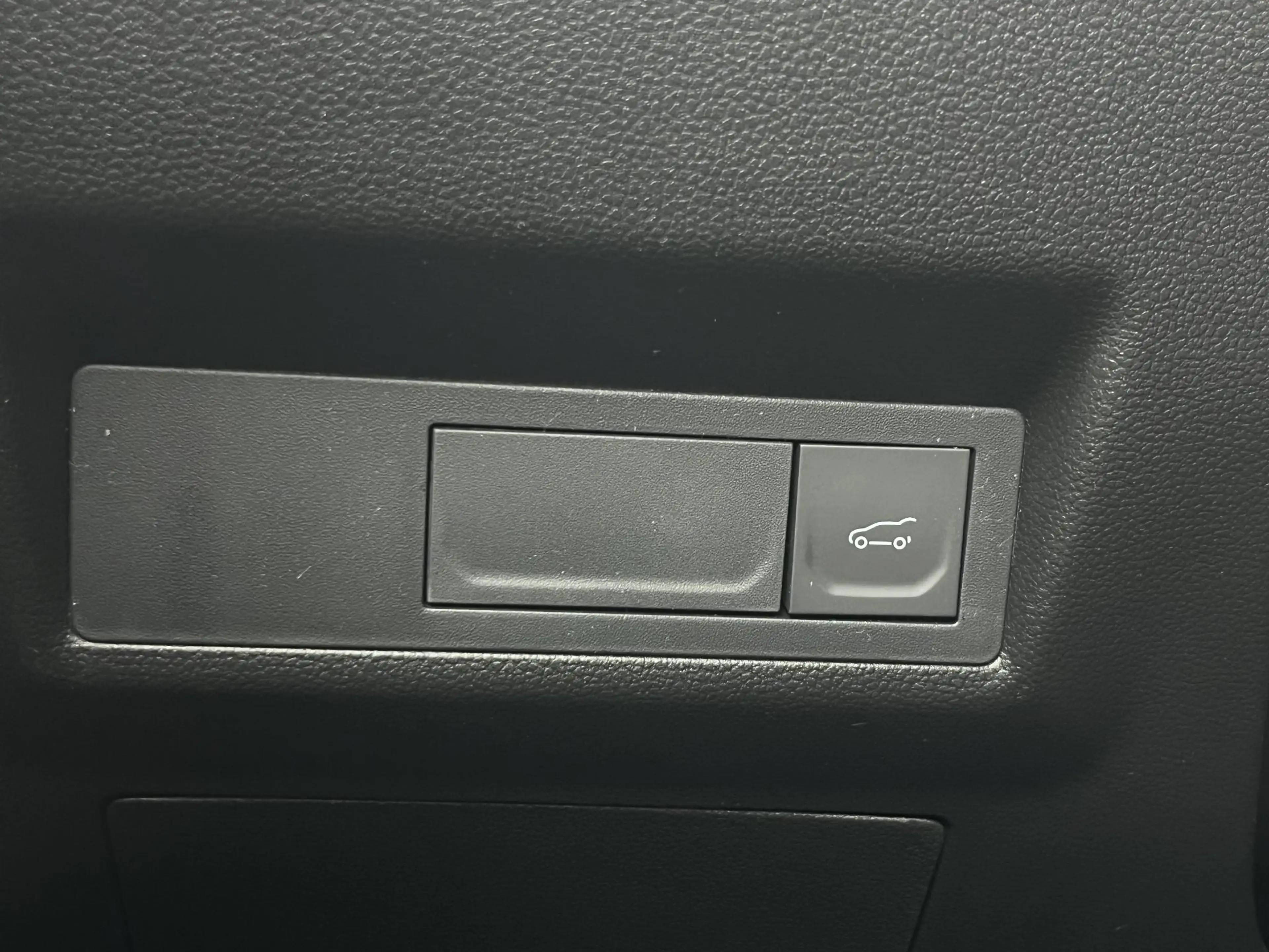 Renault Symbioz 1.8 E-Tech Full Hybrid 160 Iconic | Demo | Panoram — photo 39