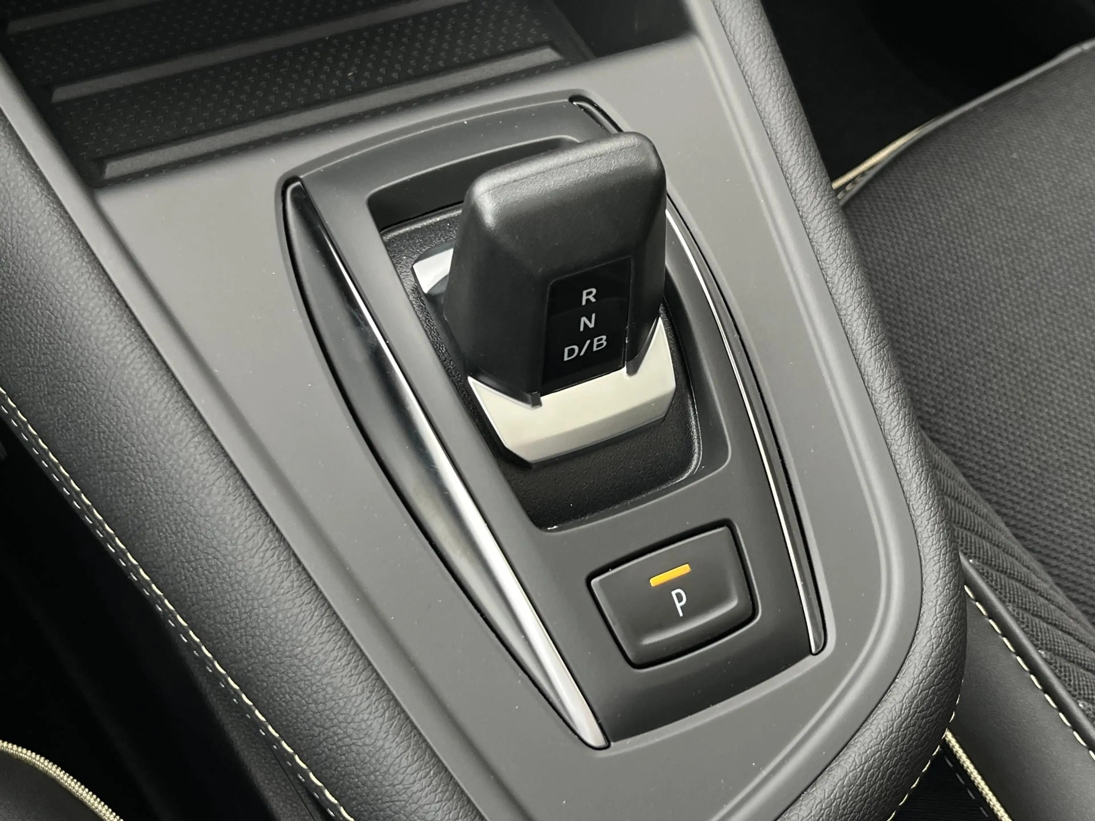 Renault Symbioz 1.8 E-Tech Full Hybrid 160 Iconic | Demo | Panoram — photo 24