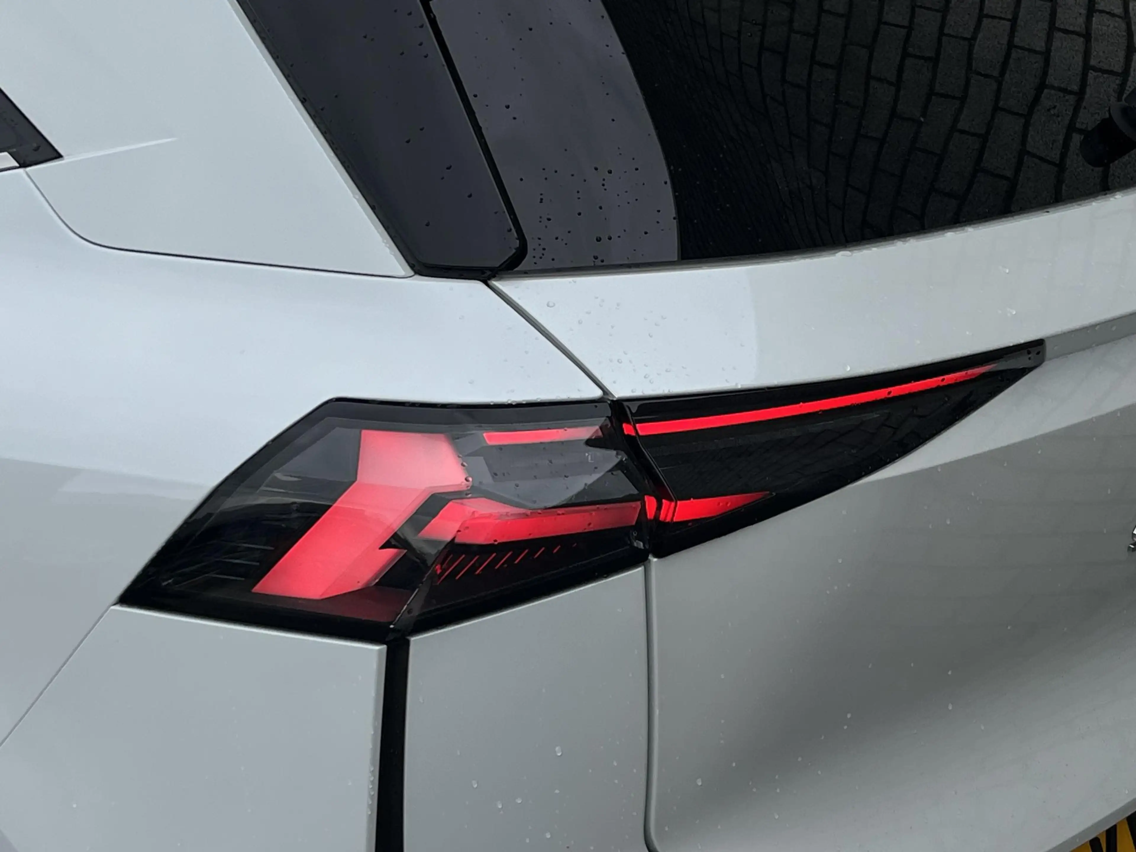 Renault Symbioz 1.8 E-Tech Full Hybrid 160 Iconic | Demo | Panoram — photo 32