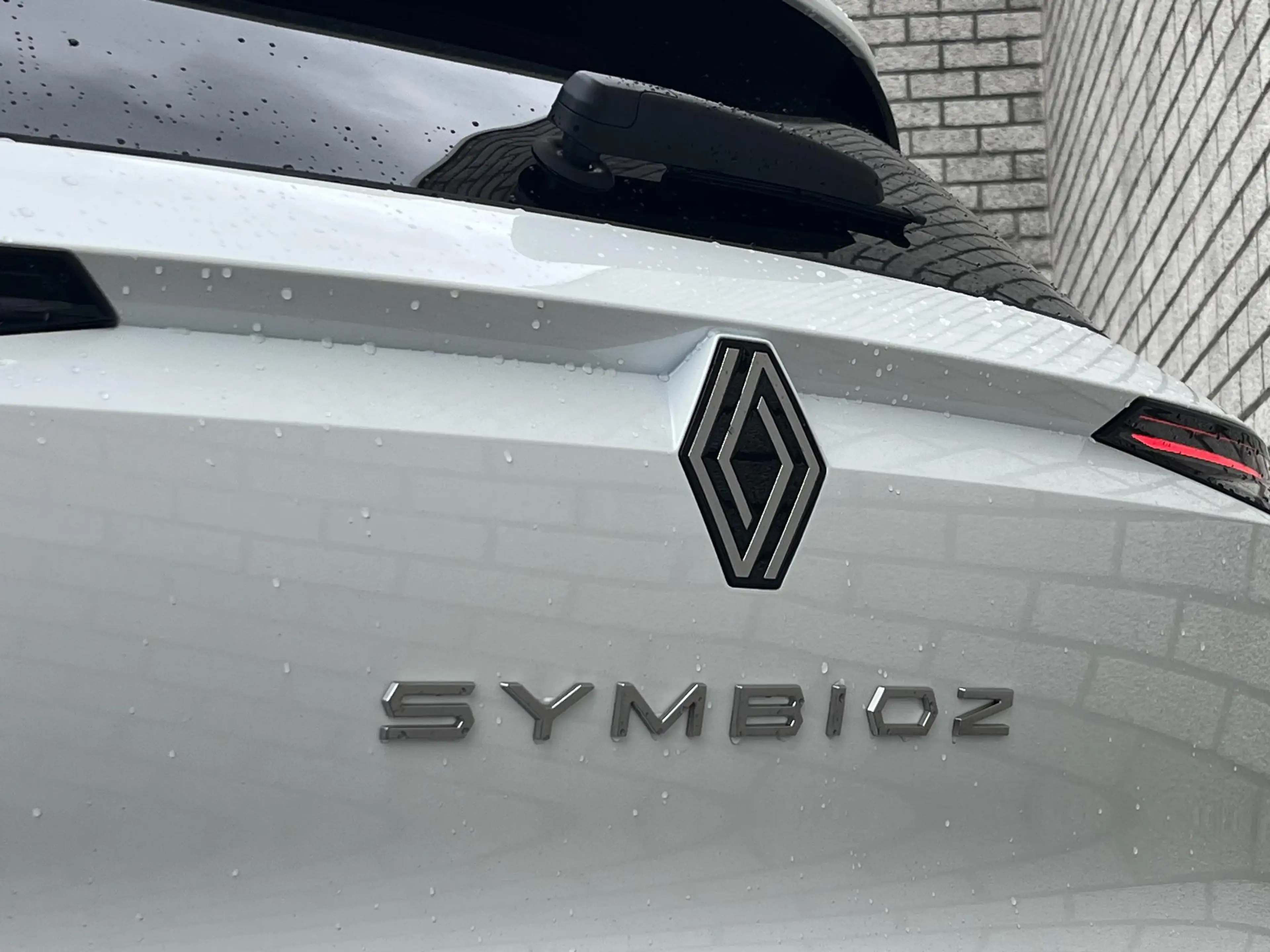 Renault Symbioz 1.8 E-Tech Full Hybrid 160 Iconic | Demo | Panoram — photo 33