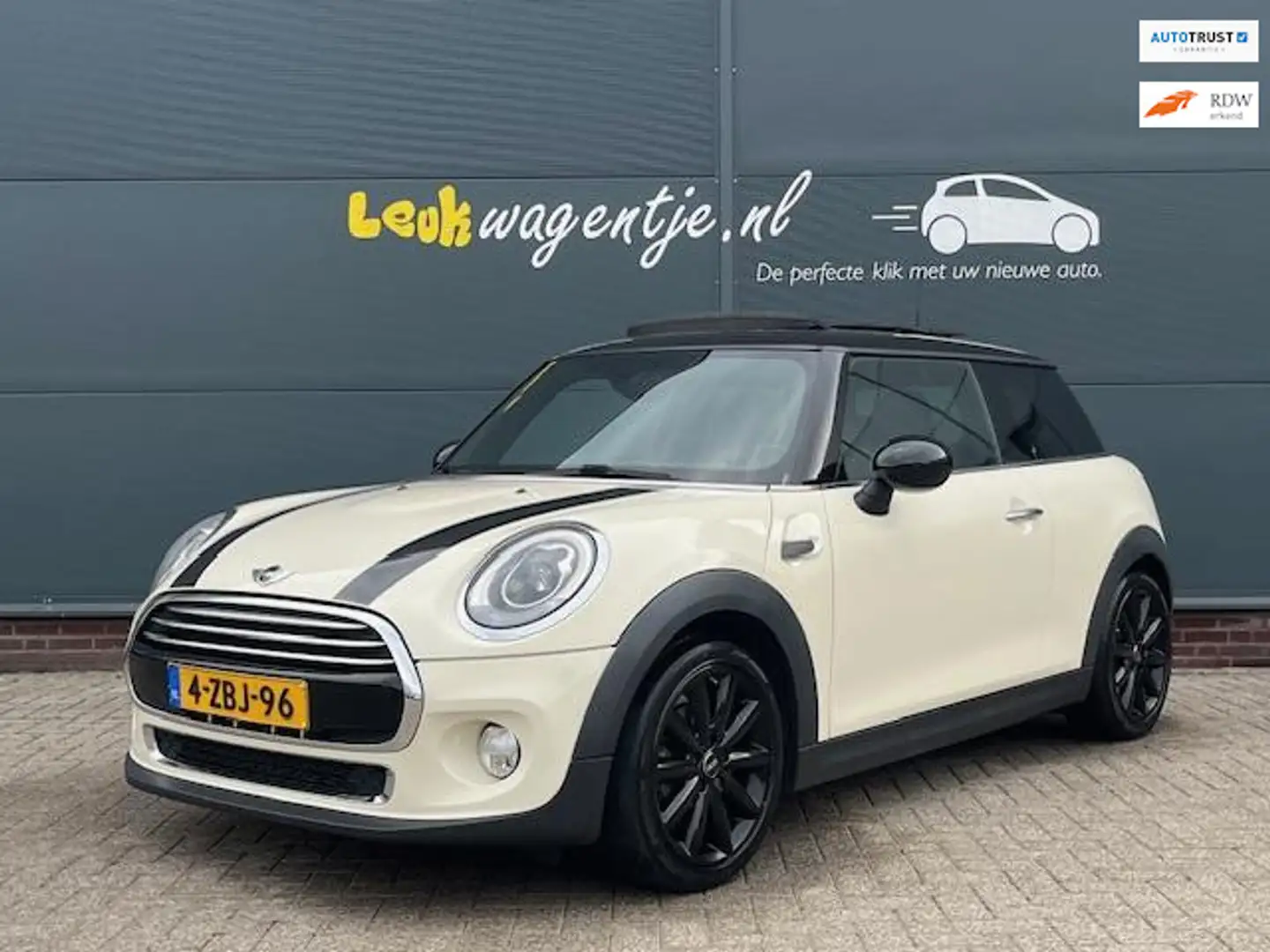 MINI Cooper Mini 1.5 Chili Business *schuifdak *navi *leder Wit - 1