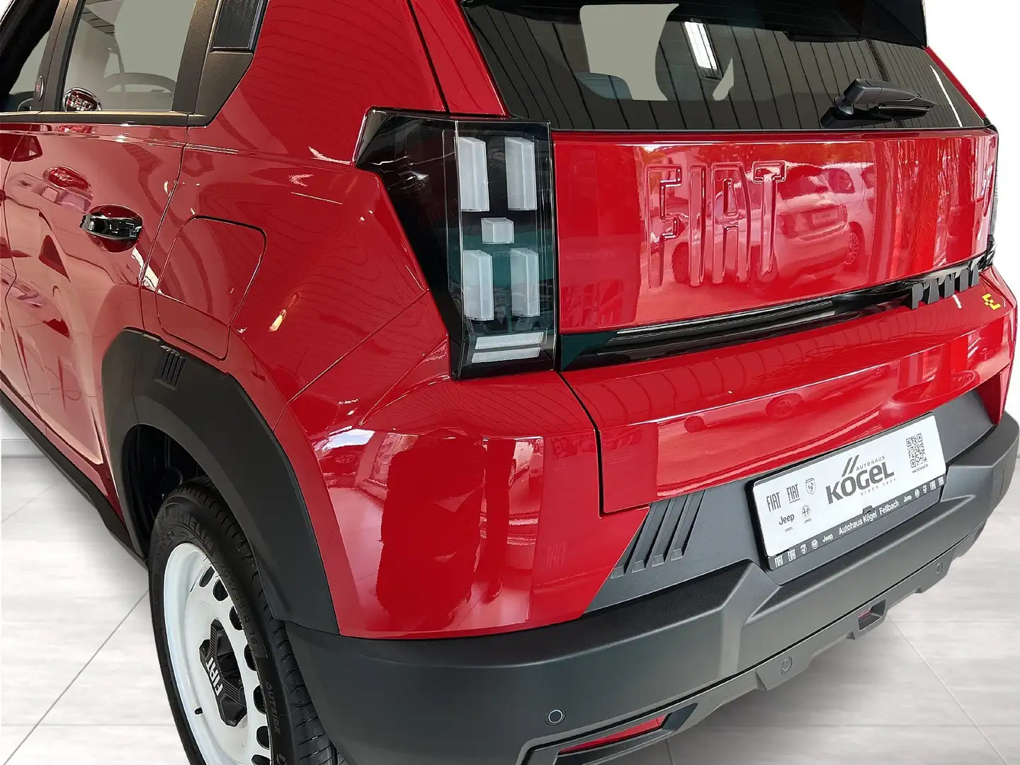 Fiat Grande Panda RED Elektro 44kWh 113 PS Rot - 2