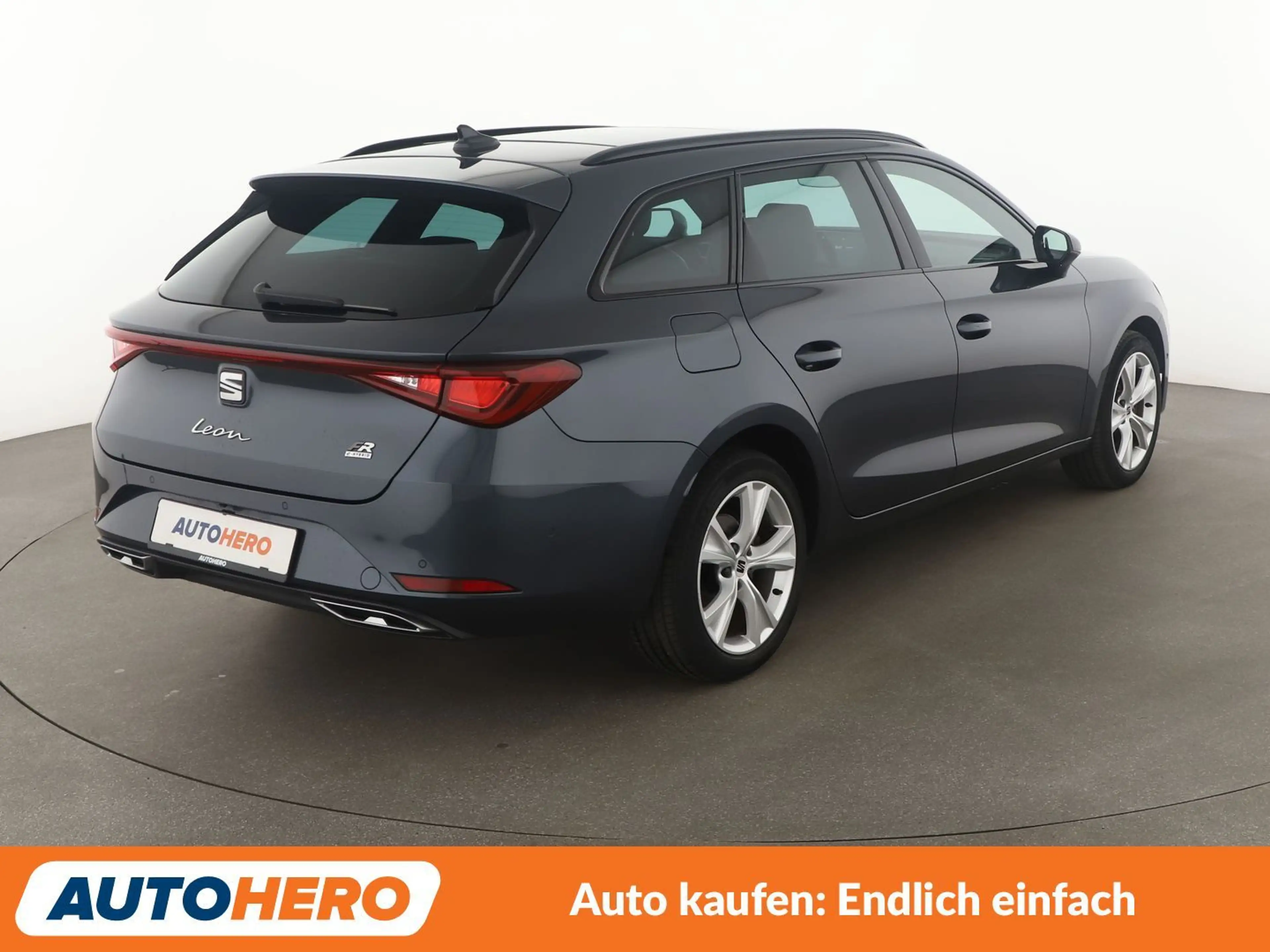 SEAT Leon e-Hybrid 1.4 TSI e-HYBRID FR Aut.*NAVI*ACC*CAM*PDC* — photo 6