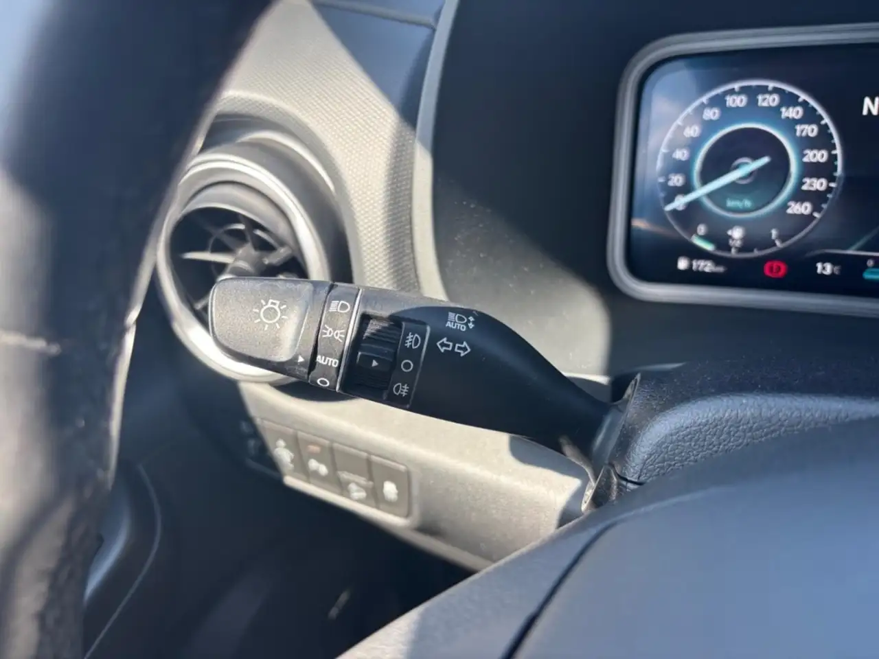 Hyundai KONA Trend 2WD 1.0 LED Navi Sitzh. Kamera 30