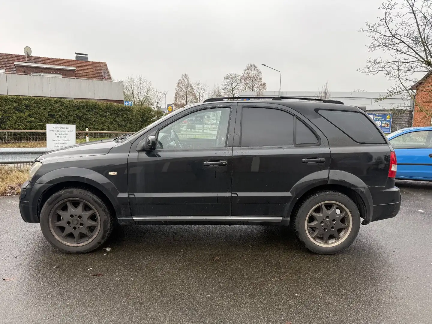 Kia Sorento 2.5 CRDi EX+Klima+SHZ+AHK+ Schwarz - 2