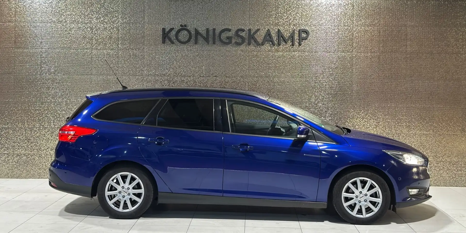 Ford Focus Turnier Business * AHK * SCHECKHEFT * Blau - 2