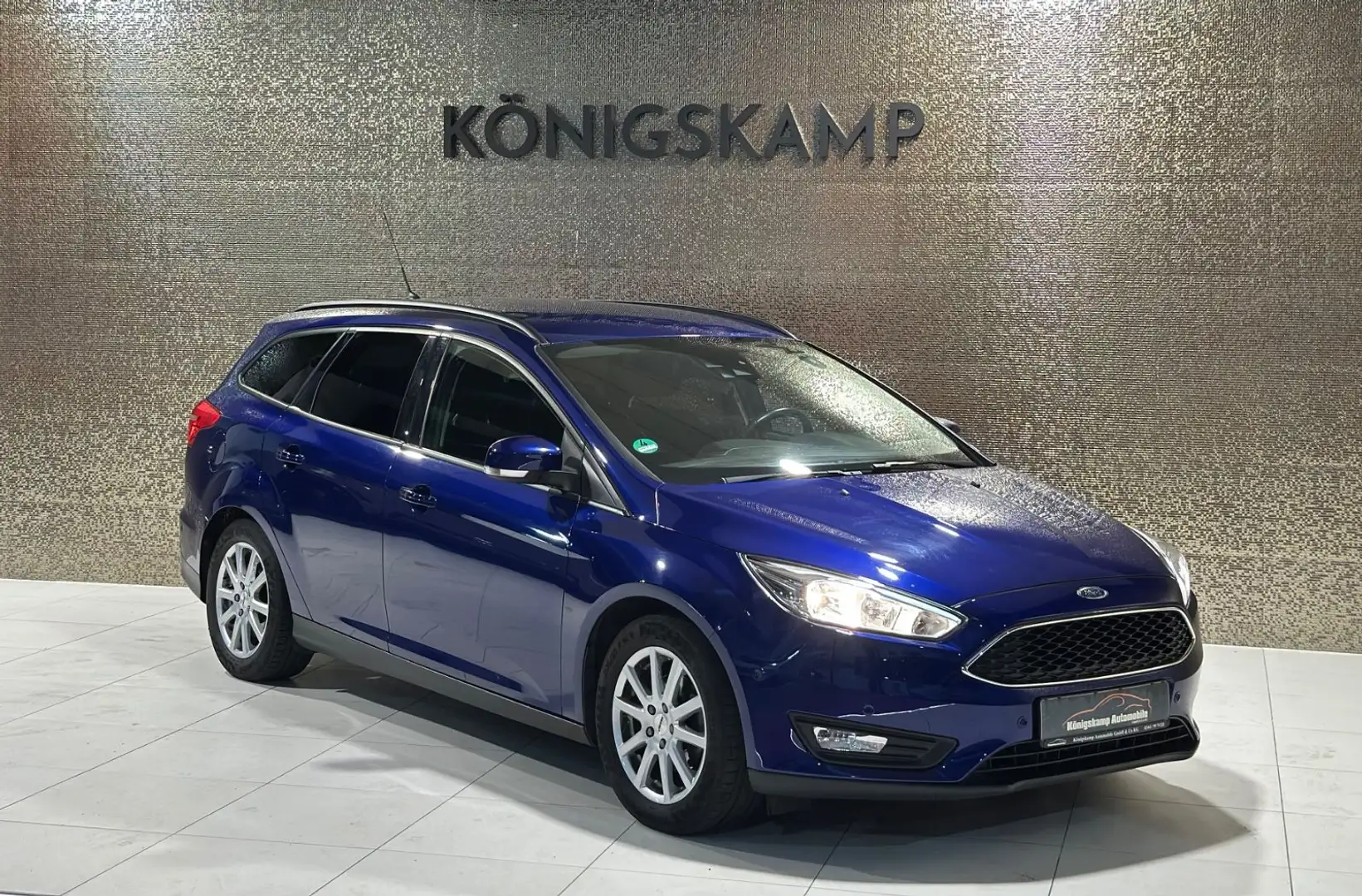 Ford Focus Turnier Business * AHK * SCHECKHEFT * Blau - 1