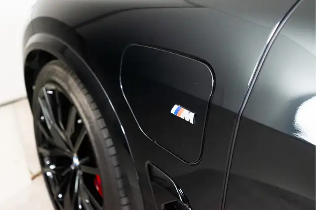 BMW X5 view 14