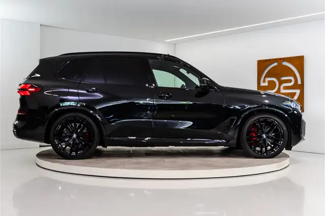 BMW X5 view 6