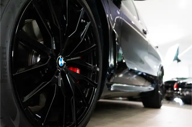 BMW X5 view 12