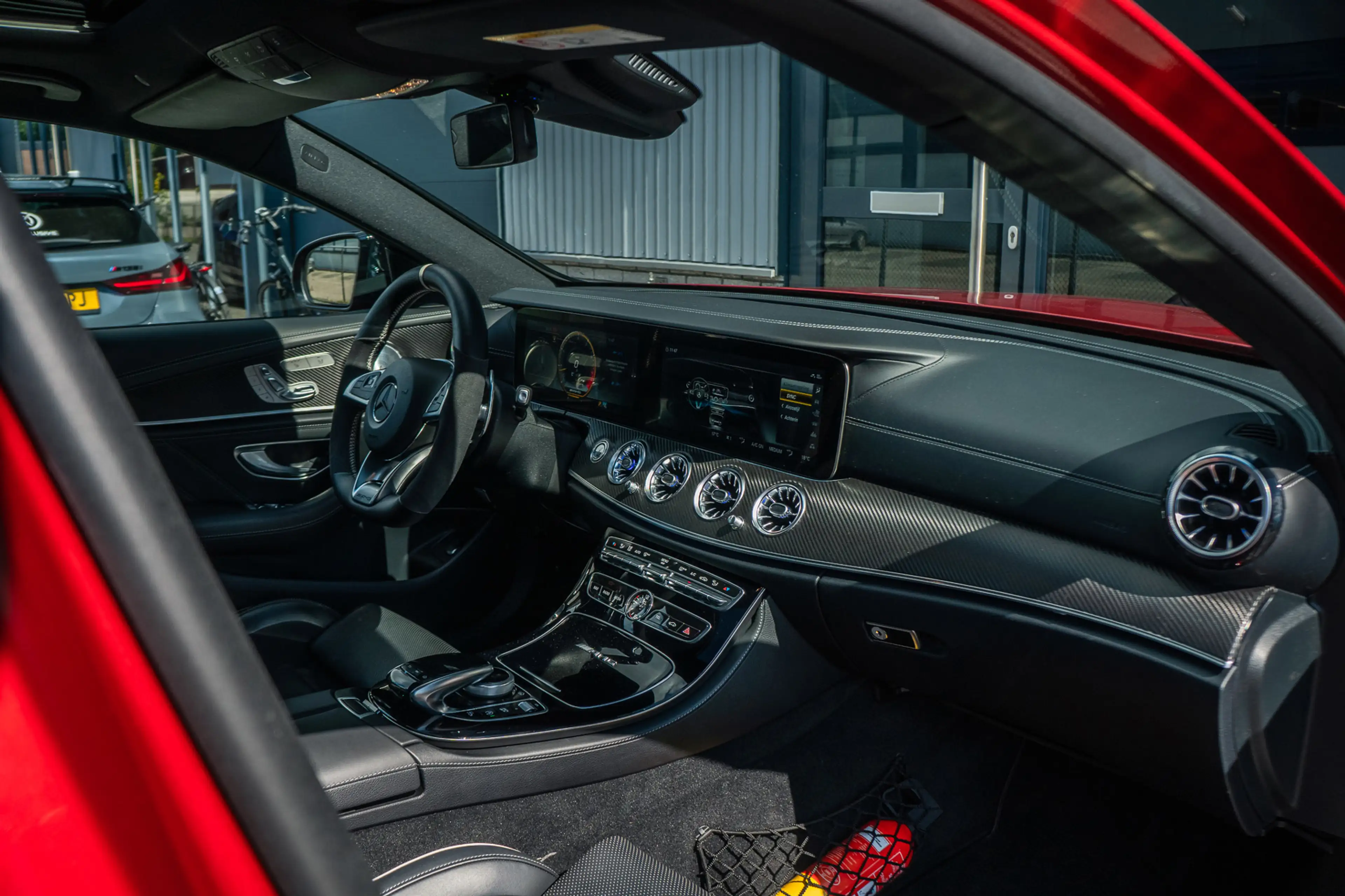 Mercedes-Benz E 63 AMG S 4MATIC Premium Plus — photo 11