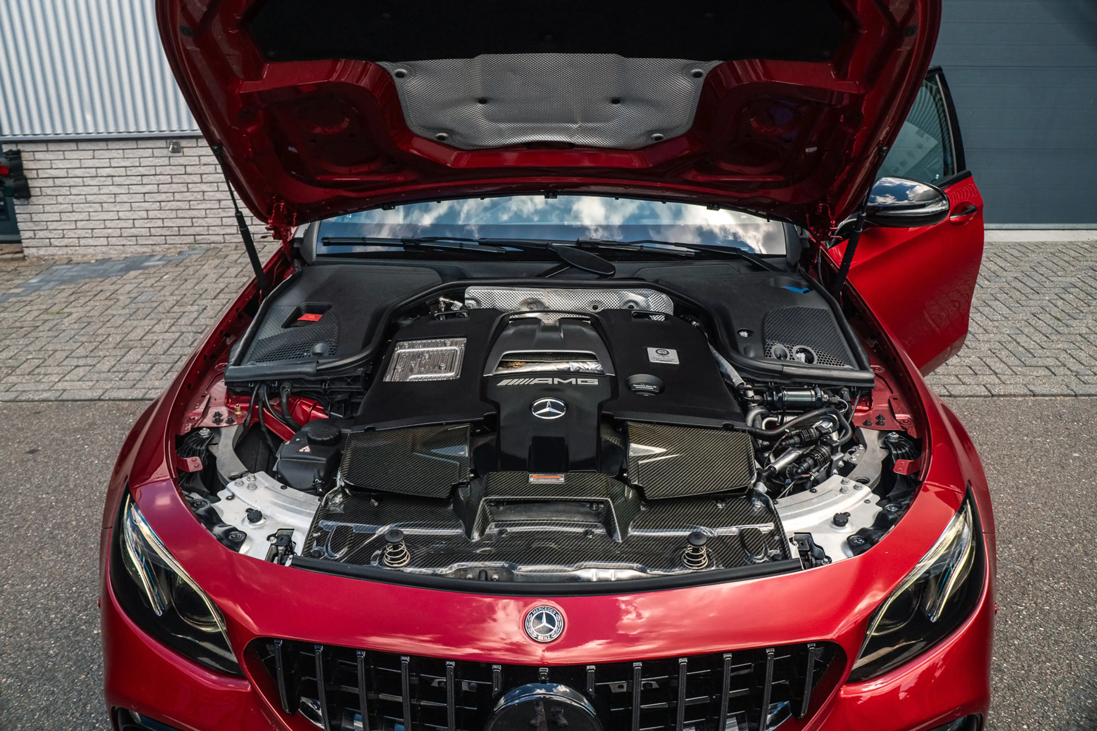 Mercedes-Benz E 63 AMG S 4MATIC Premium Plus — photo 8