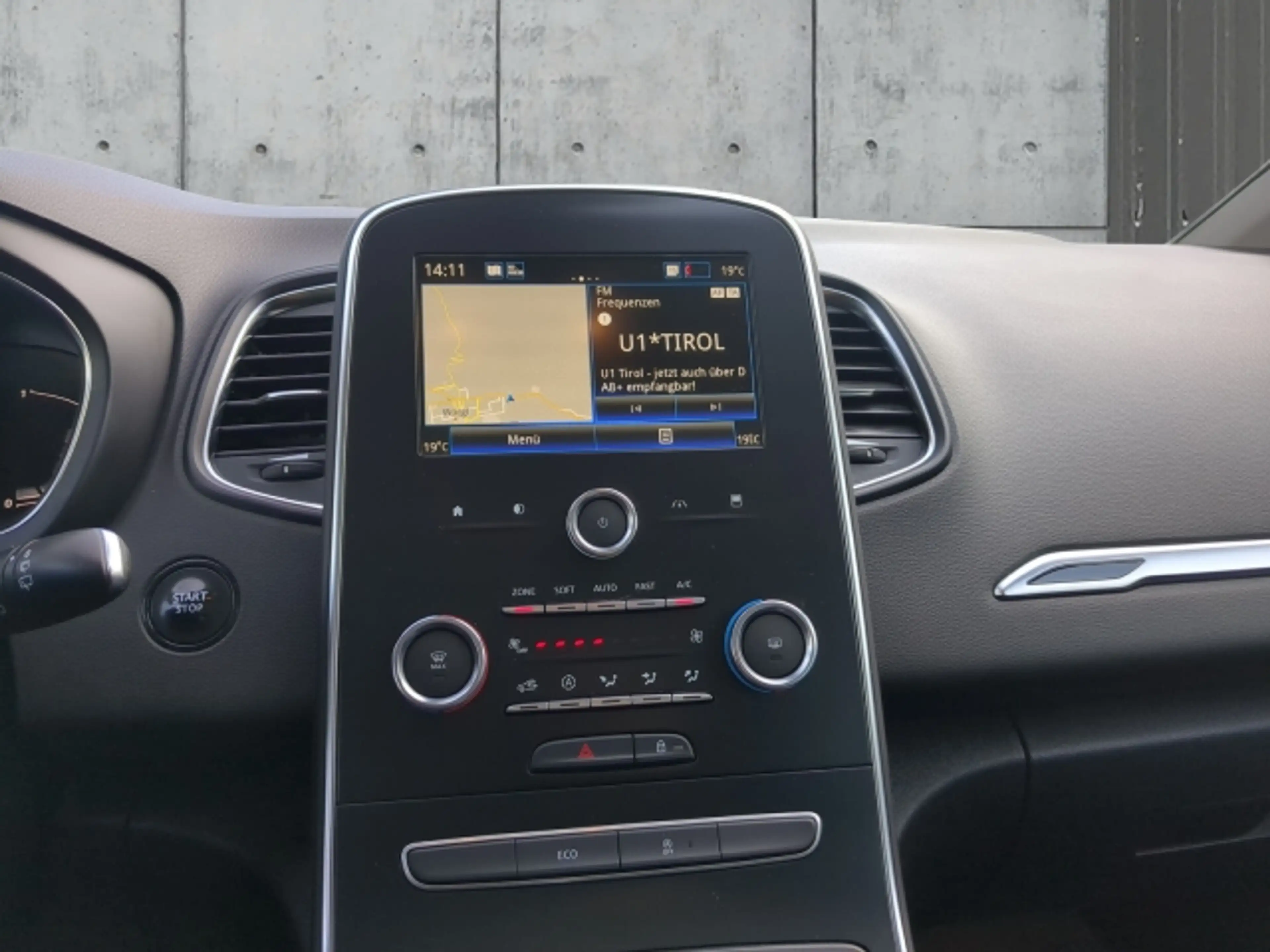 Renault Scenic SCENIC IV LIMITED — photo 10